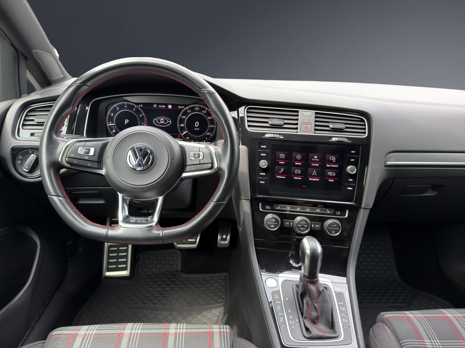 VW Golf 2.0 TSI GTI Performance DSG-image-7