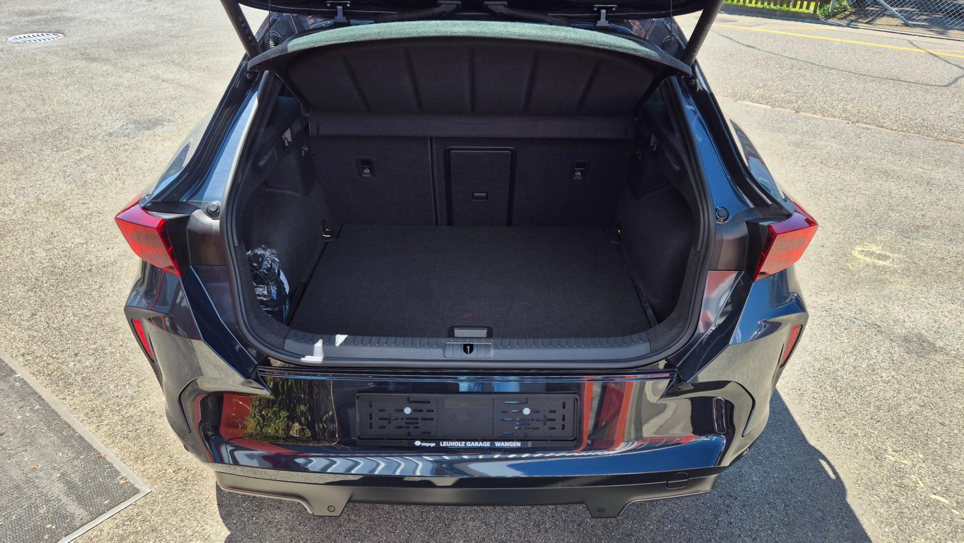 CUPRA Formentor 1.5 eTSI DSG-image-8