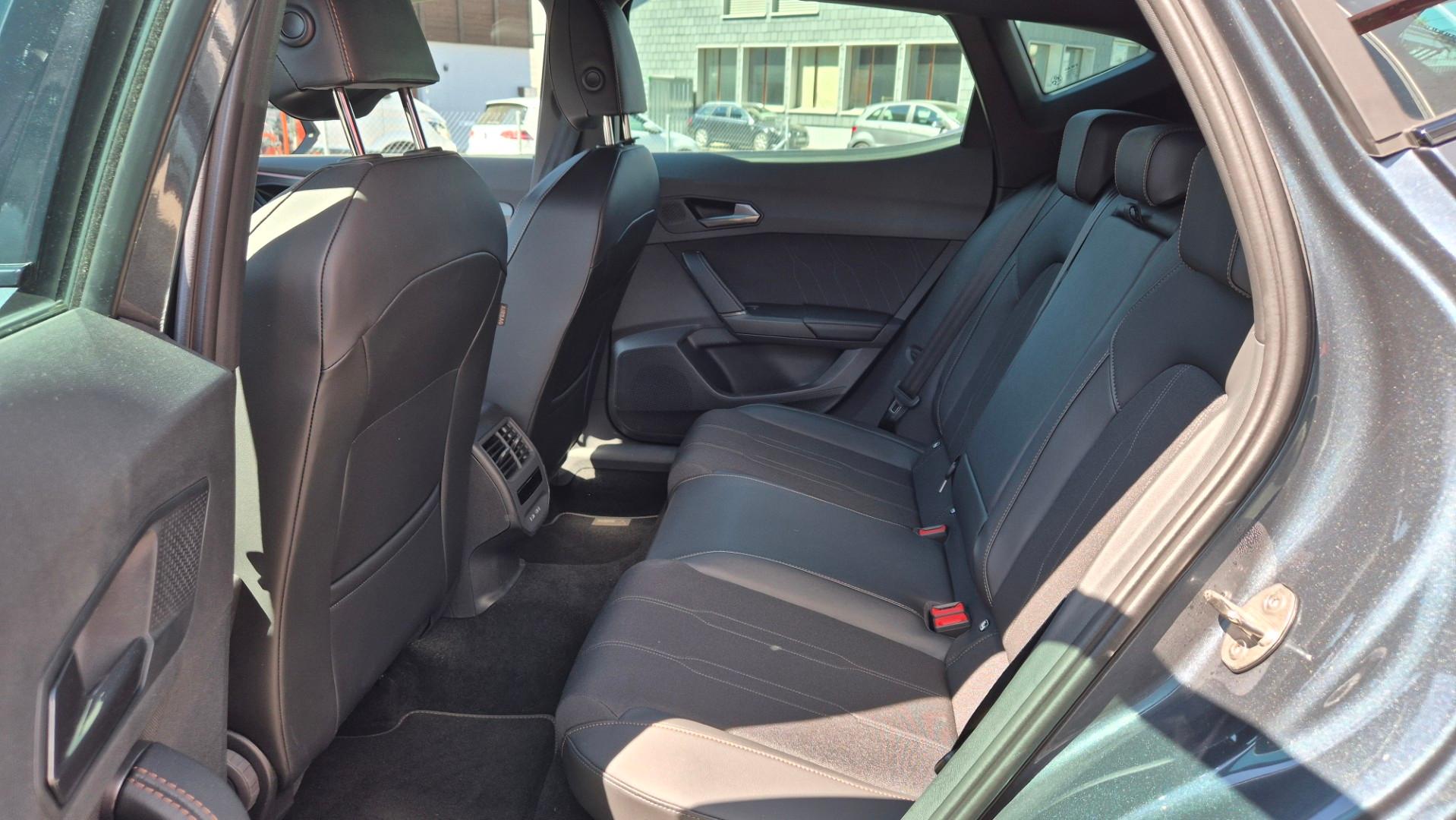 CUPRA Formentor 1.5 eTSI DSG-image-21