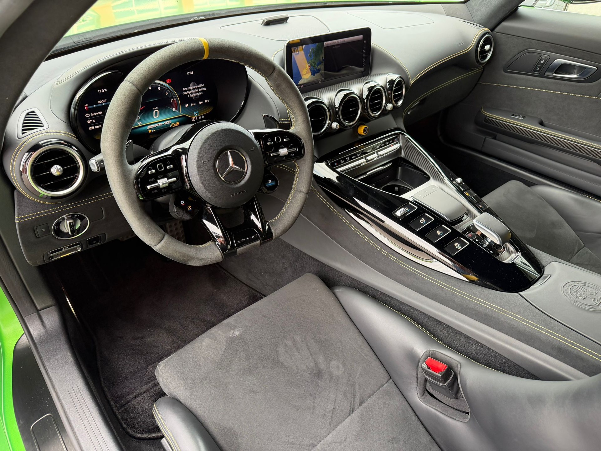 MERCEDES-BENZ AMG GT R Speedshift DCT-image-2