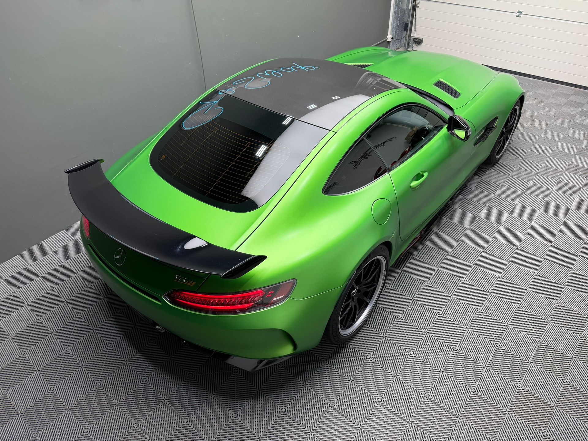 MERCEDES-BENZ AMG GT R Speedshift DCT-image-3