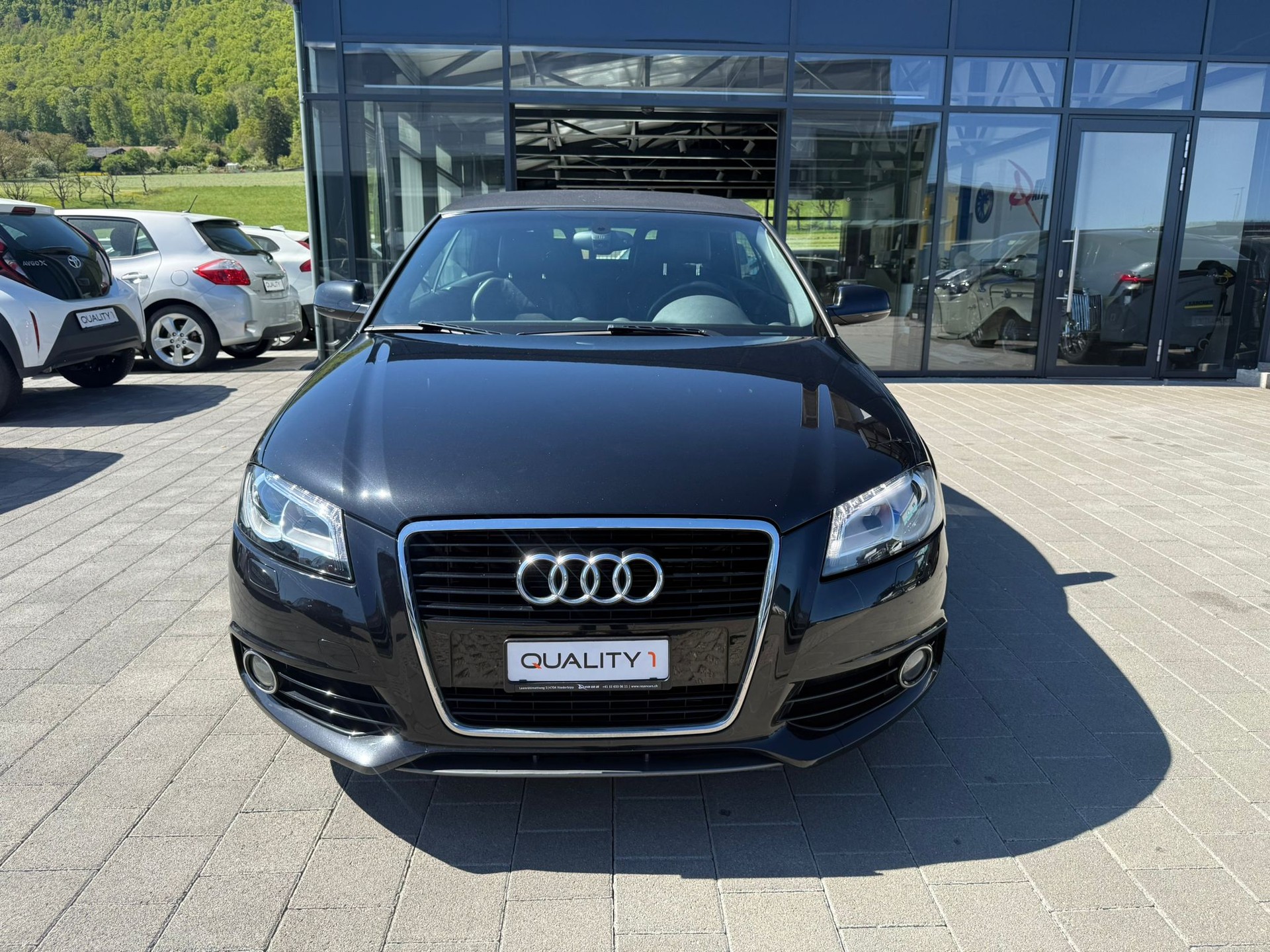 AUDI A3 Cabriolet 1.8 TFSI Ambition-image-4