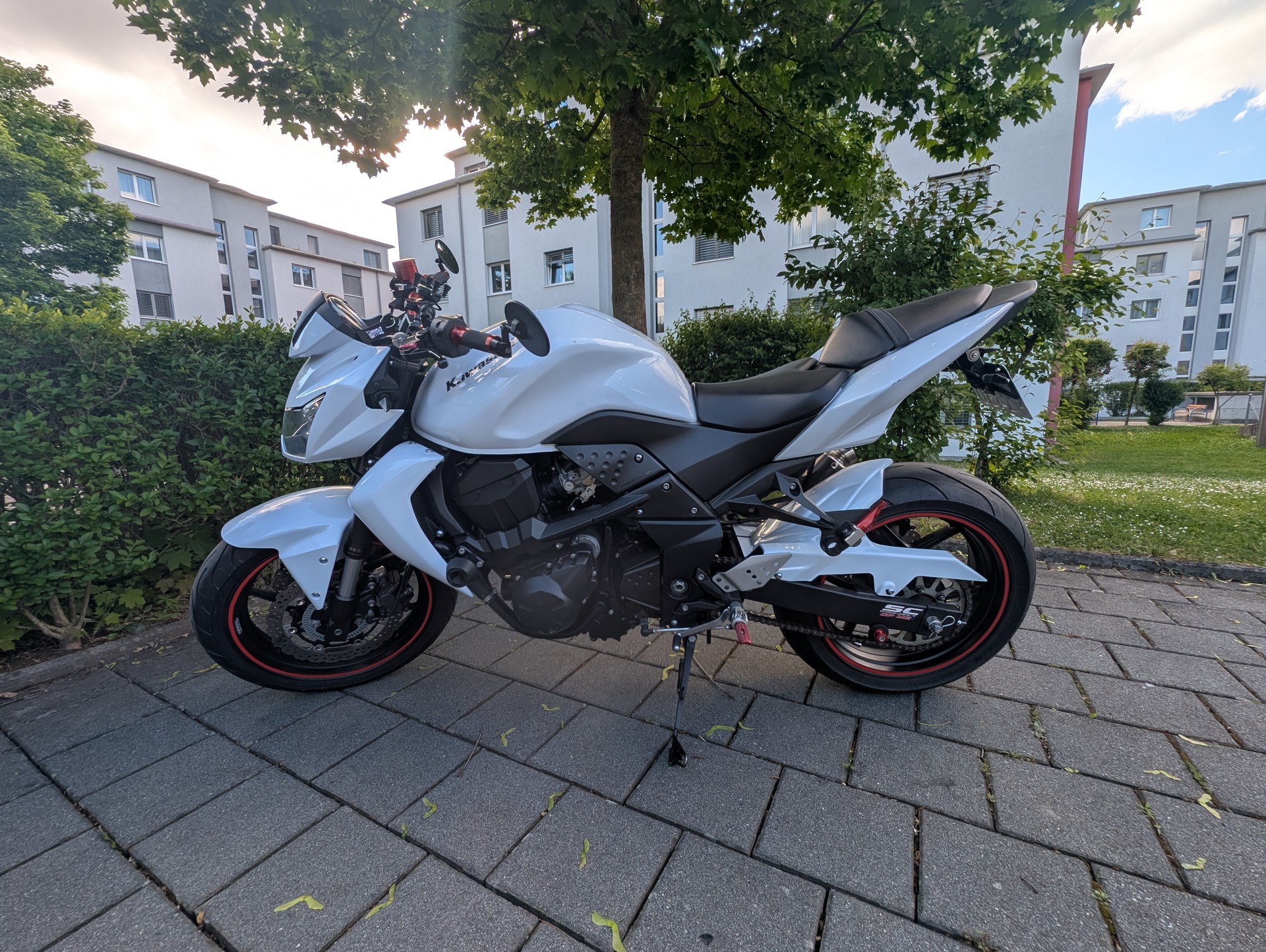 KAWASAKI Z 750 ABS