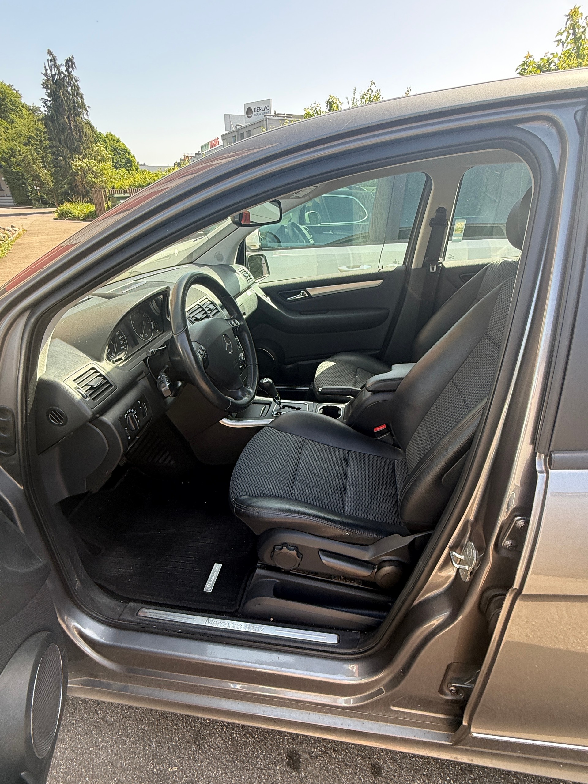 MERCEDES-BENZ A 180 (170) Avantgarde Autotronic-image-12