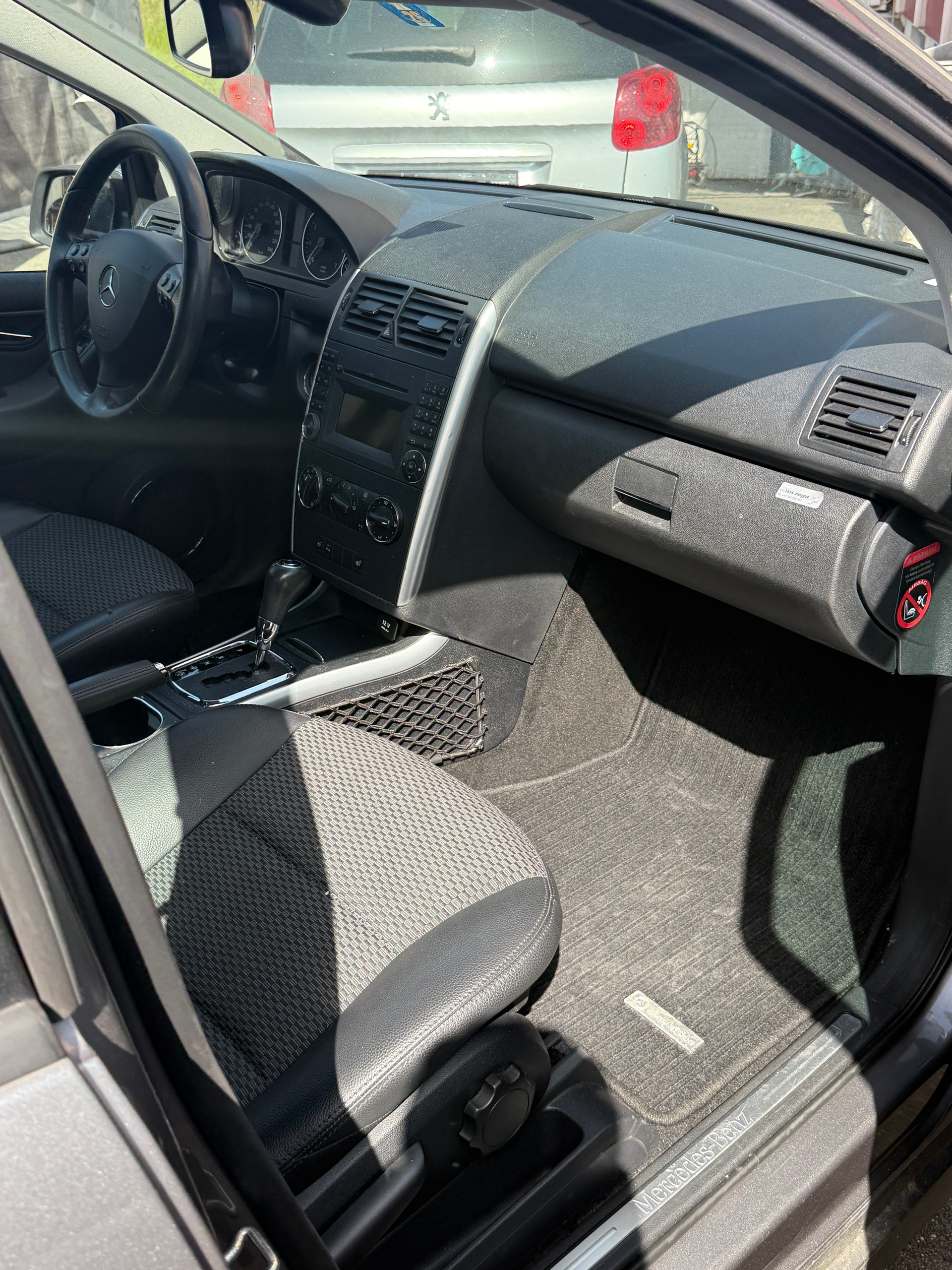 MERCEDES-BENZ A 180 (170) Avantgarde Autotronic-image-7
