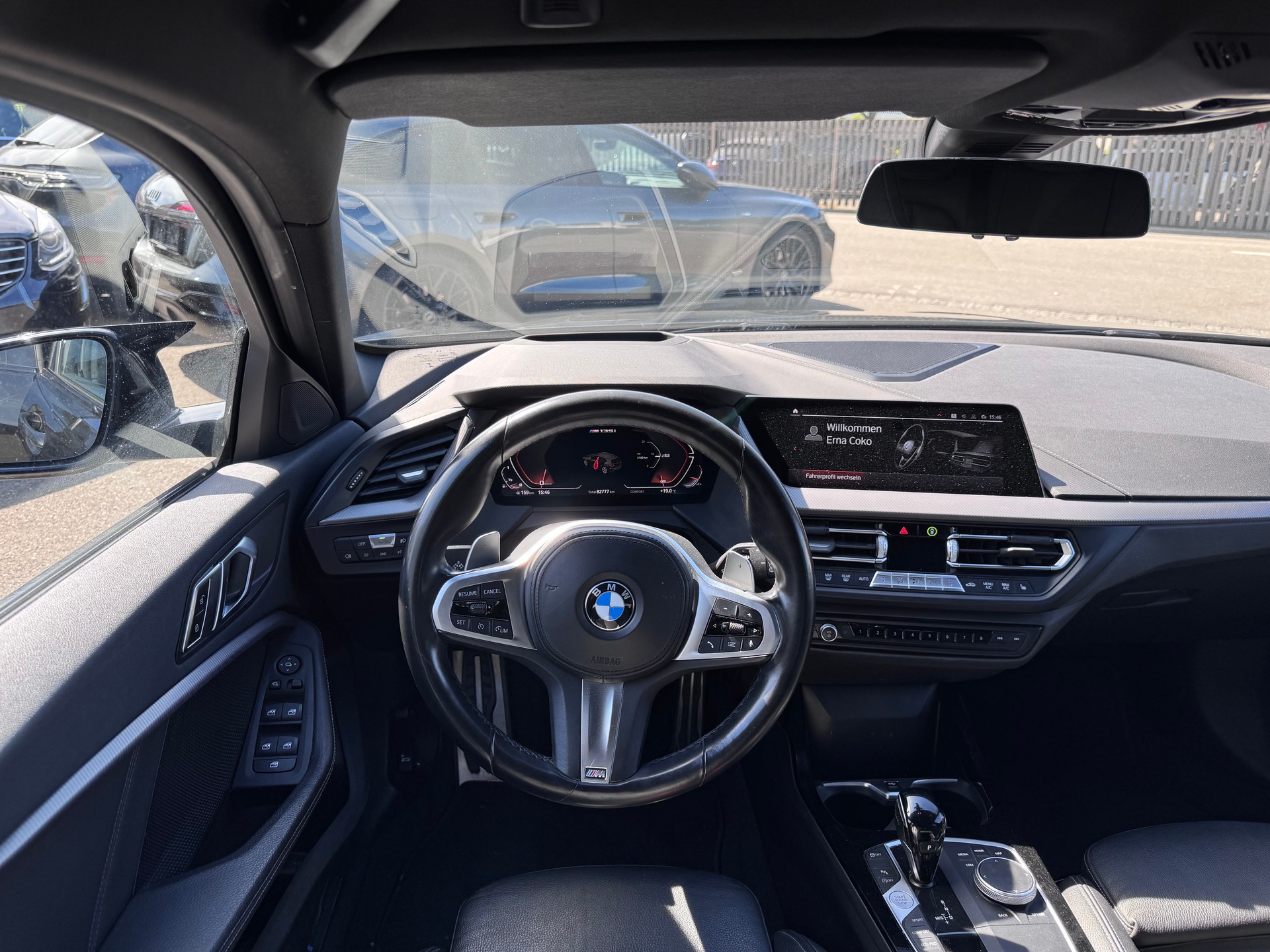 BMW M135i xDrive Steptronic-image-6
