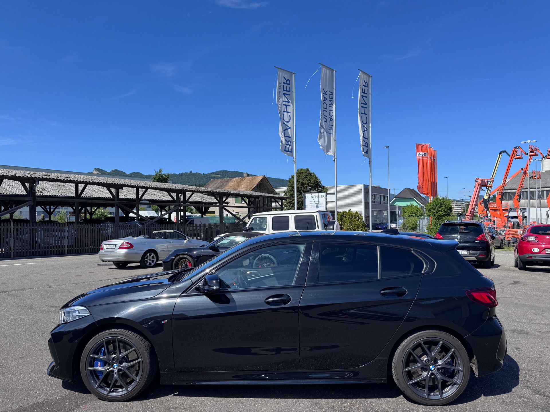 BMW M135i xDrive Steptronic-image-2