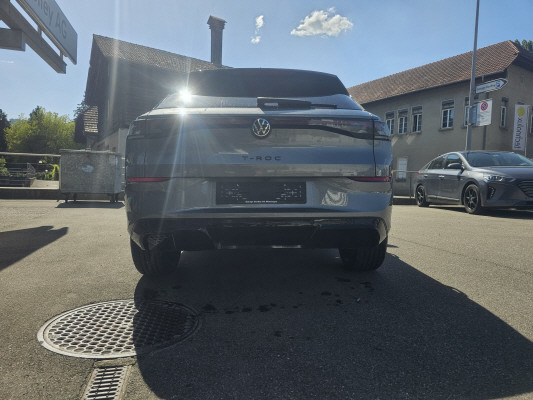 VW T-Roc 1.5eTSI mH R-Line-image-4