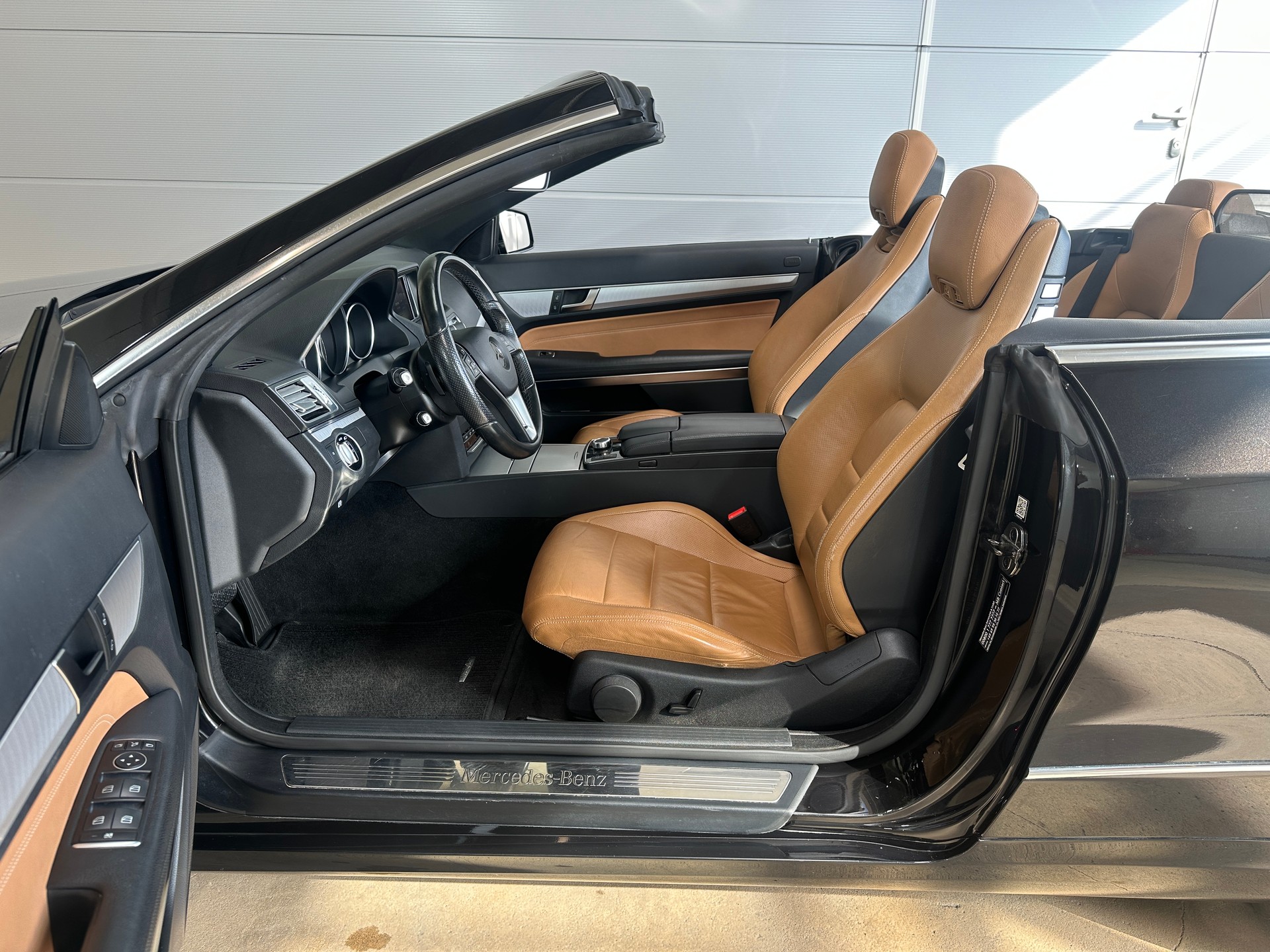 MERCEDES-BENZ E 400 7G-Tronic-image-9