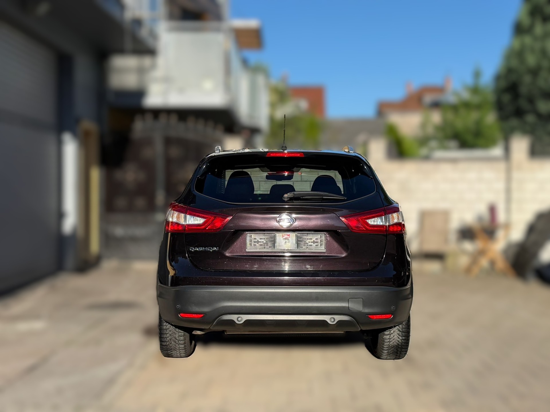 NISSAN QASHQAI-showroom-element-3