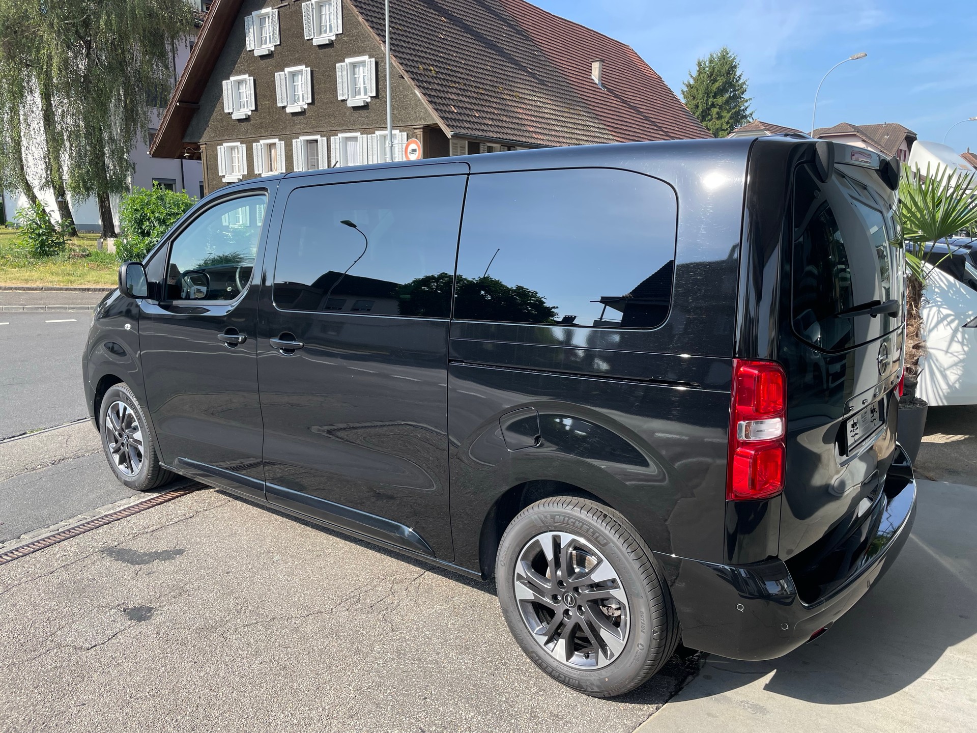 OPEL Zafira 2.0 CDTI L Automatik-showroom-element-2