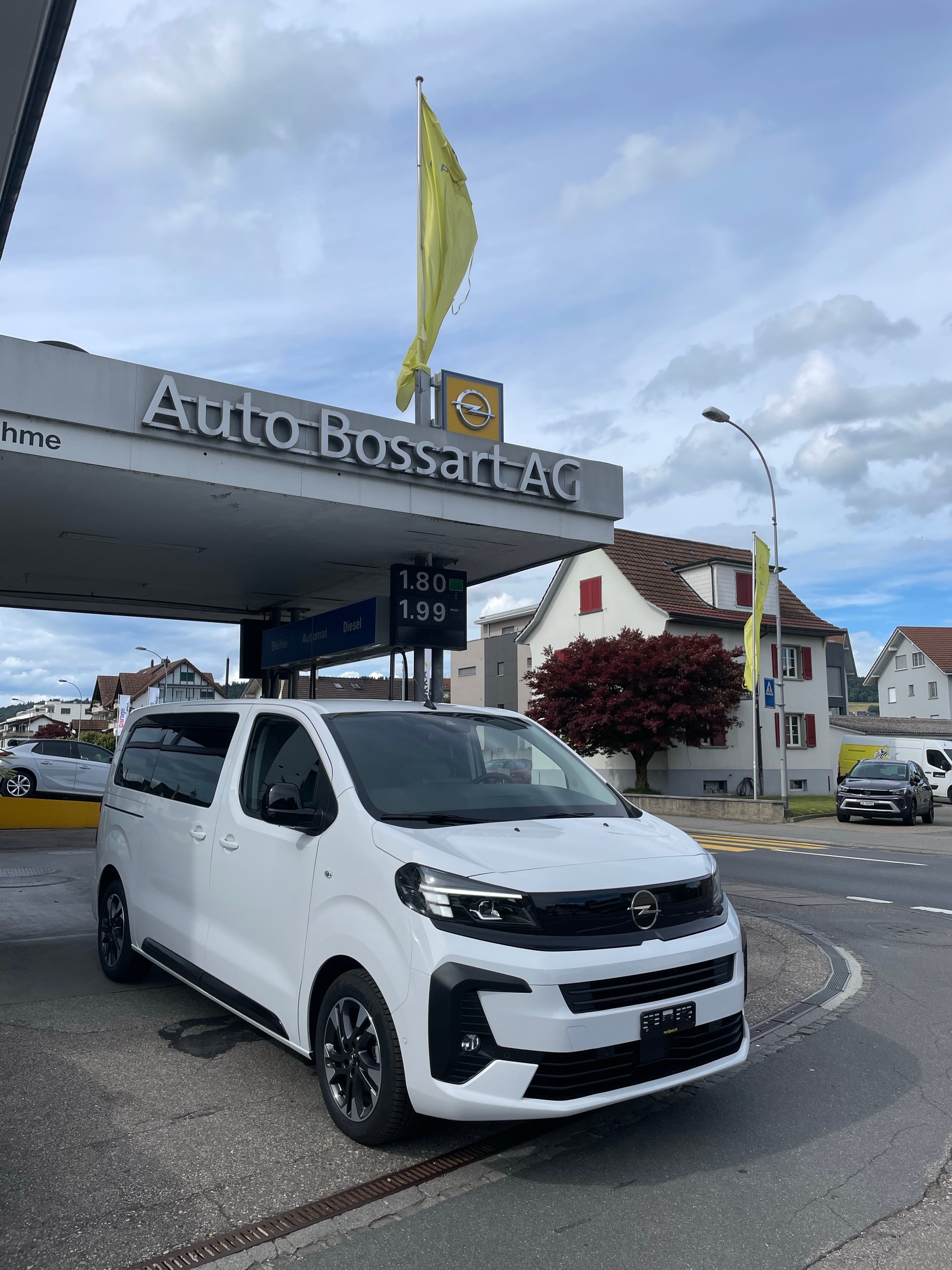OPEL Zafira 2.0 CDTI L Automatik-image-0
