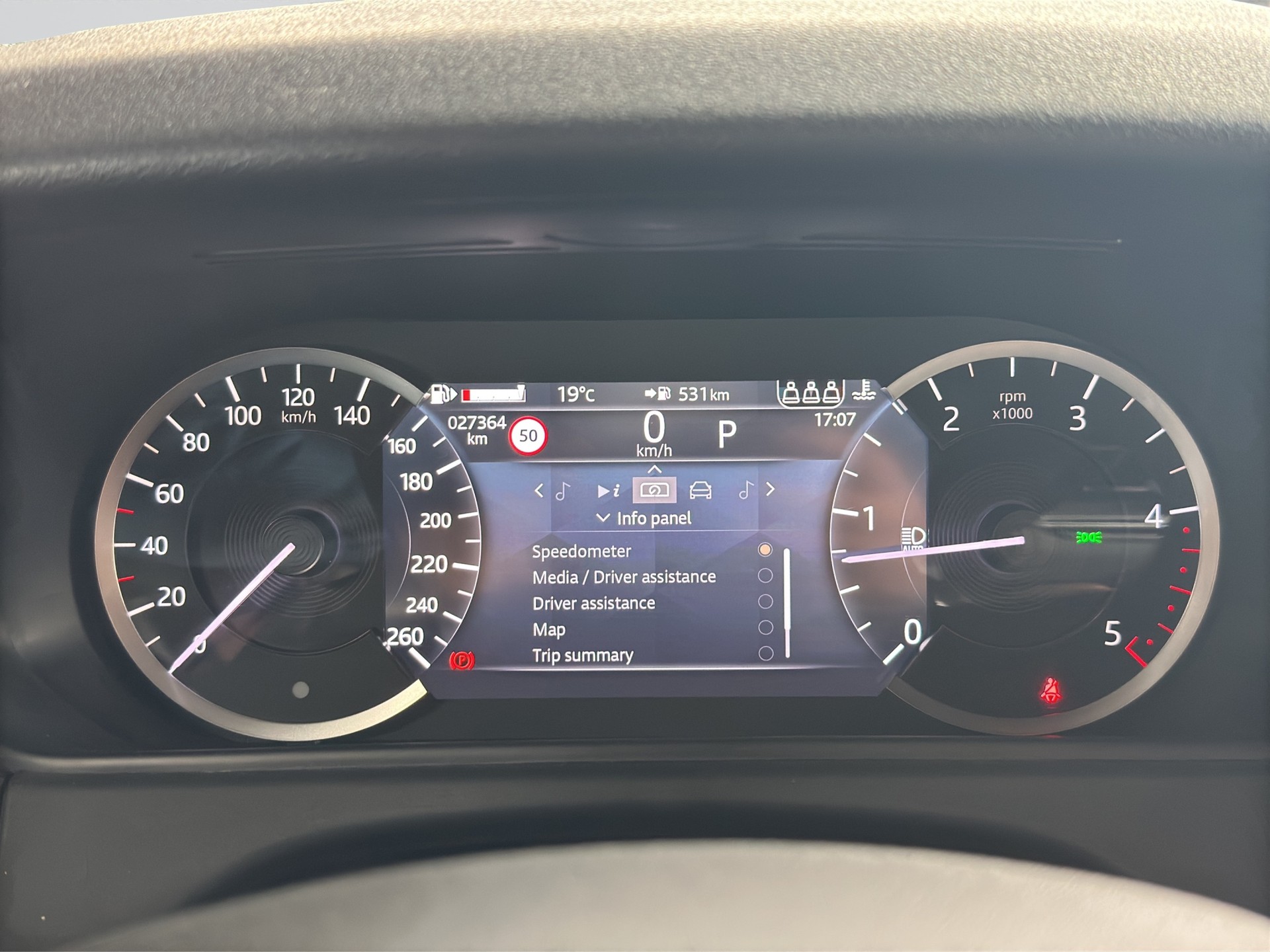 LAND ROVER Range Rover Velar R-Dynamic D 200 SE Automatic-image-11