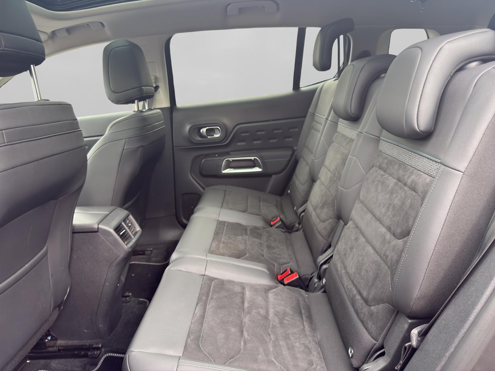 CITROEN C5 Aircross 1.6 PHEV Shine-image-13