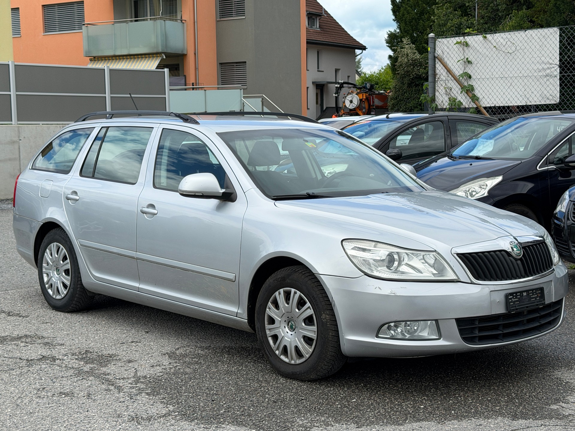 SKODA Octavia Combi 2.0 TDI Arosa 4x4-image-4