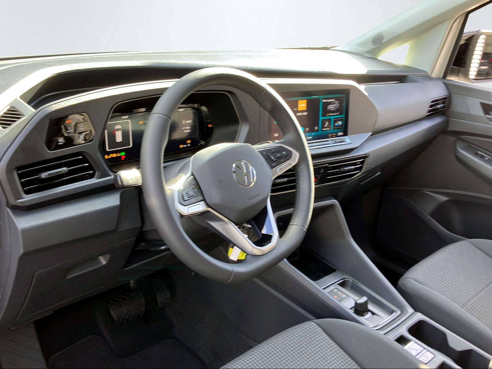 VW Caddy 2.0 TDI 122 Liberty DSG-image-10