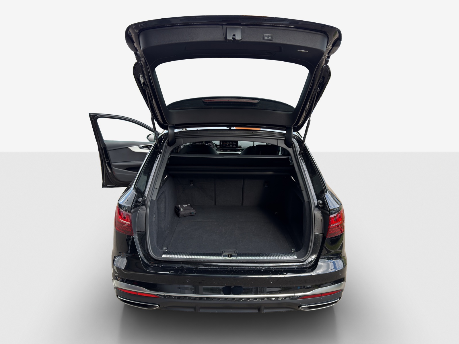 AUDI A4 Avant 40 TFSI S line S-tronic quattro-image-12