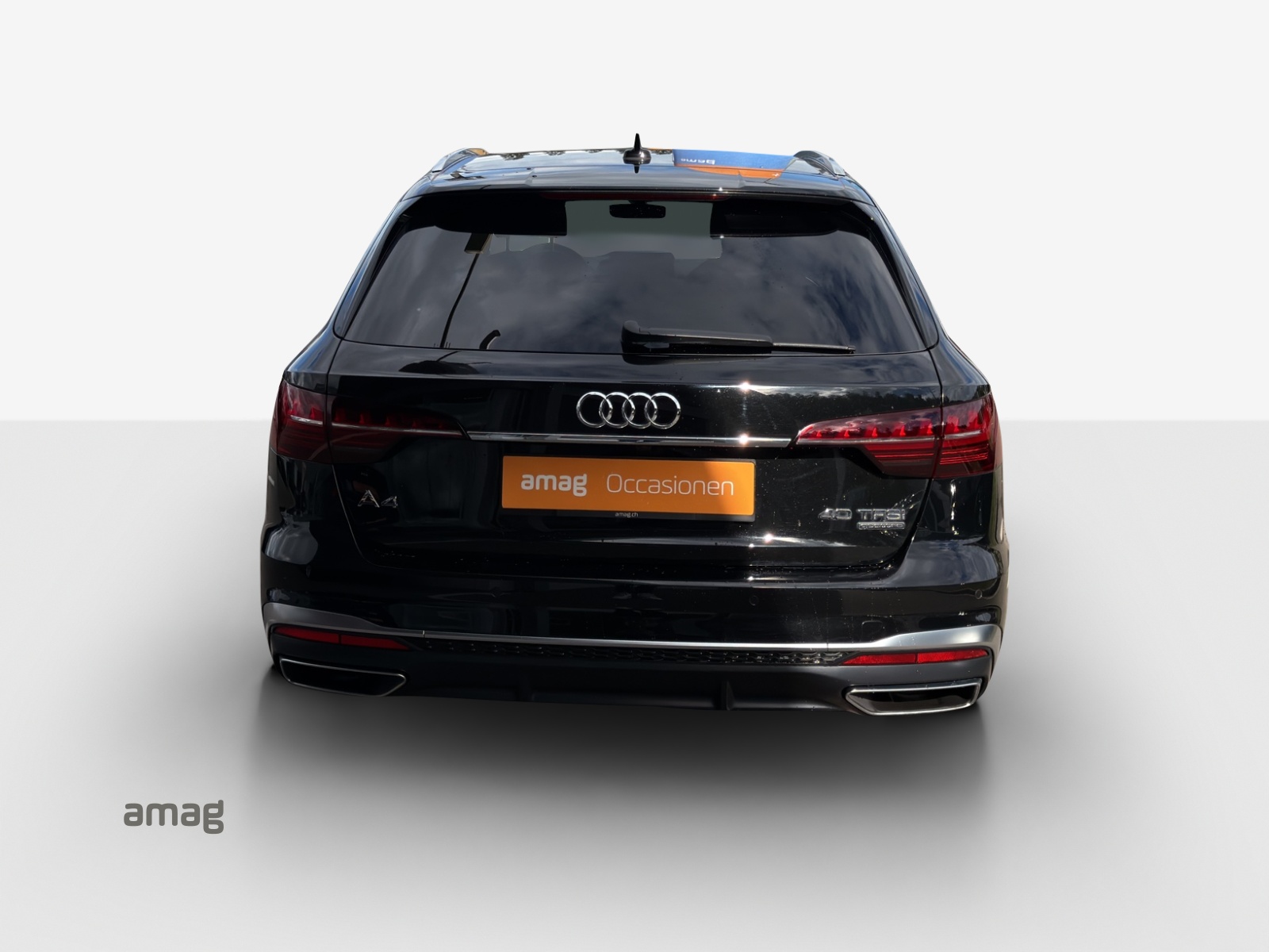 AUDI A4 Avant 40 TFSI S line S-tronic quattro-image-3