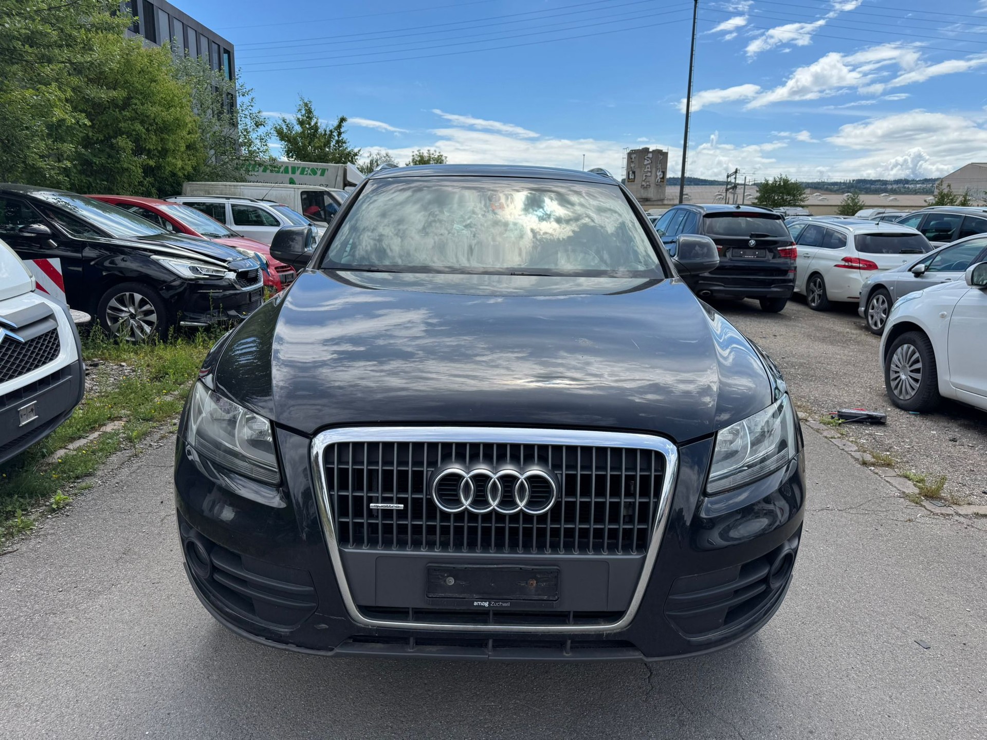 AUDI Q5 2.0 TDI quattro S Line-image-0