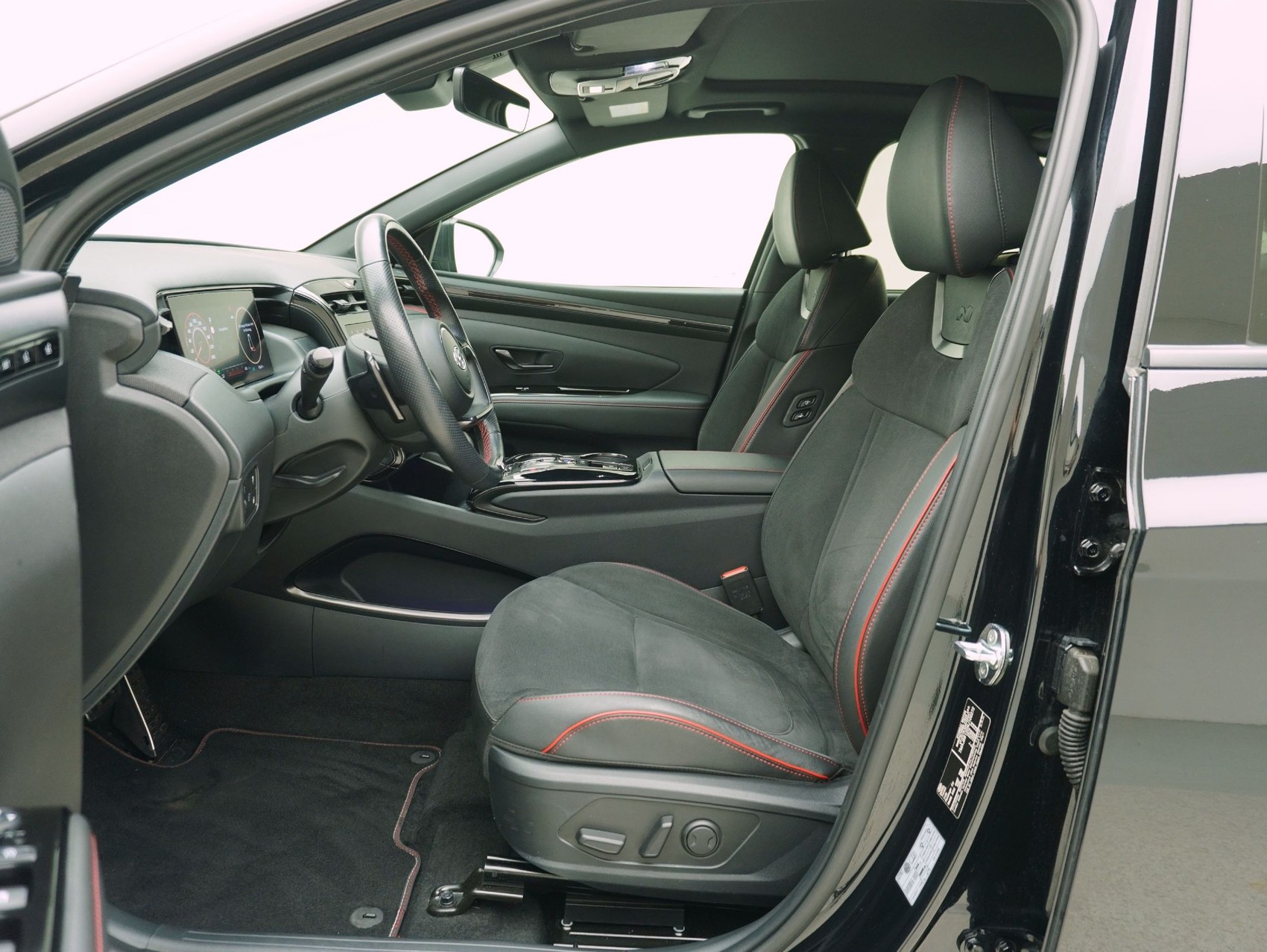 HYUNDAI Tucson 1.6 T-GDi PHEV N-Line LUX.pack 4WD-image-9