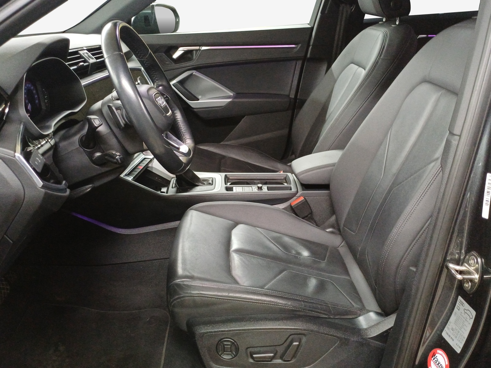 AUDI Q3 Sportback 45 TFSI S line quattro S-tronic-image-7