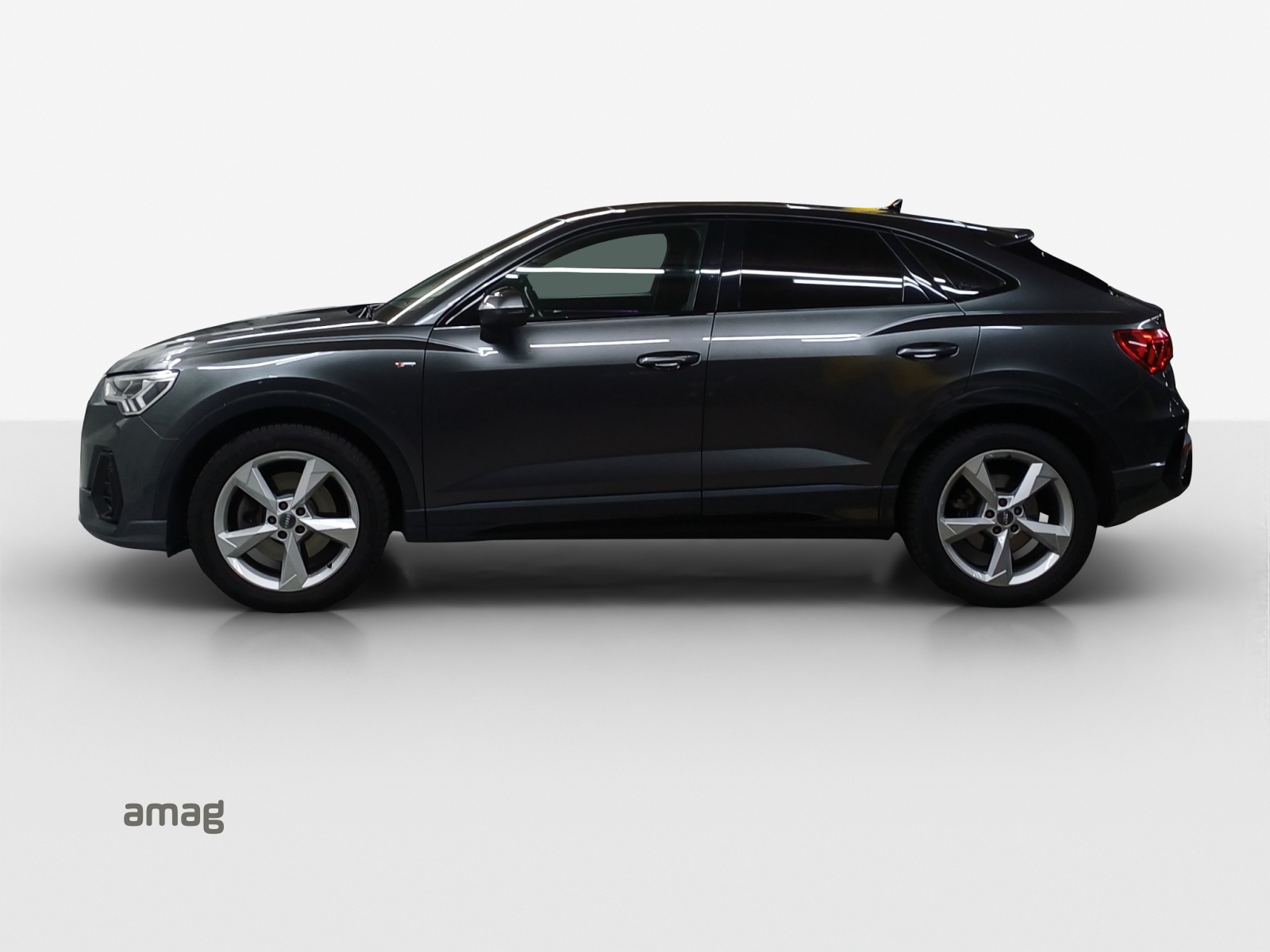 AUDI Q3 Sportback 45 TFSI S line quattro S-tronic-image-1