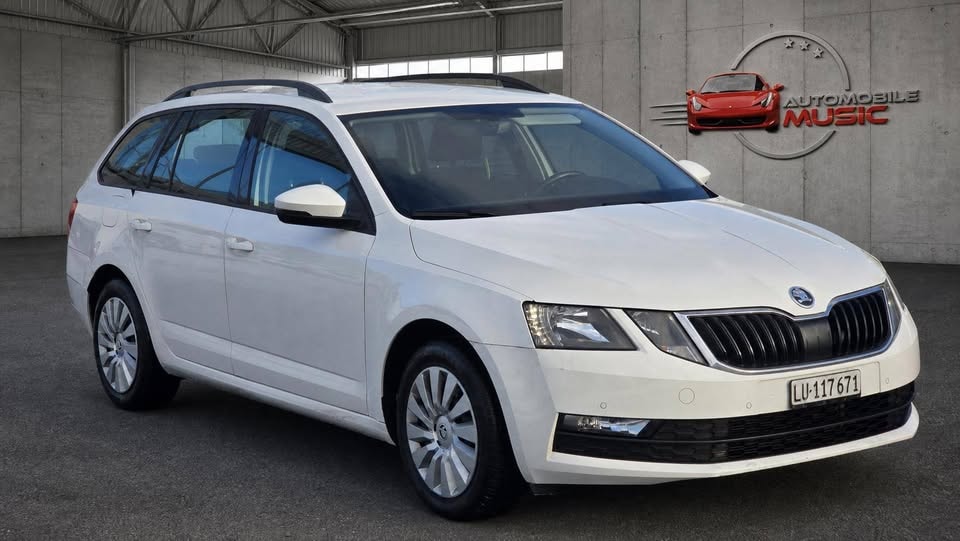 SKODA Octavia Combi 2.0 TDI Ambition DSG-image-4