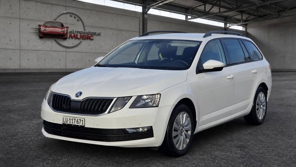 SKODA Octavia Combi 2.0 TDI Ambition DSG-image-0