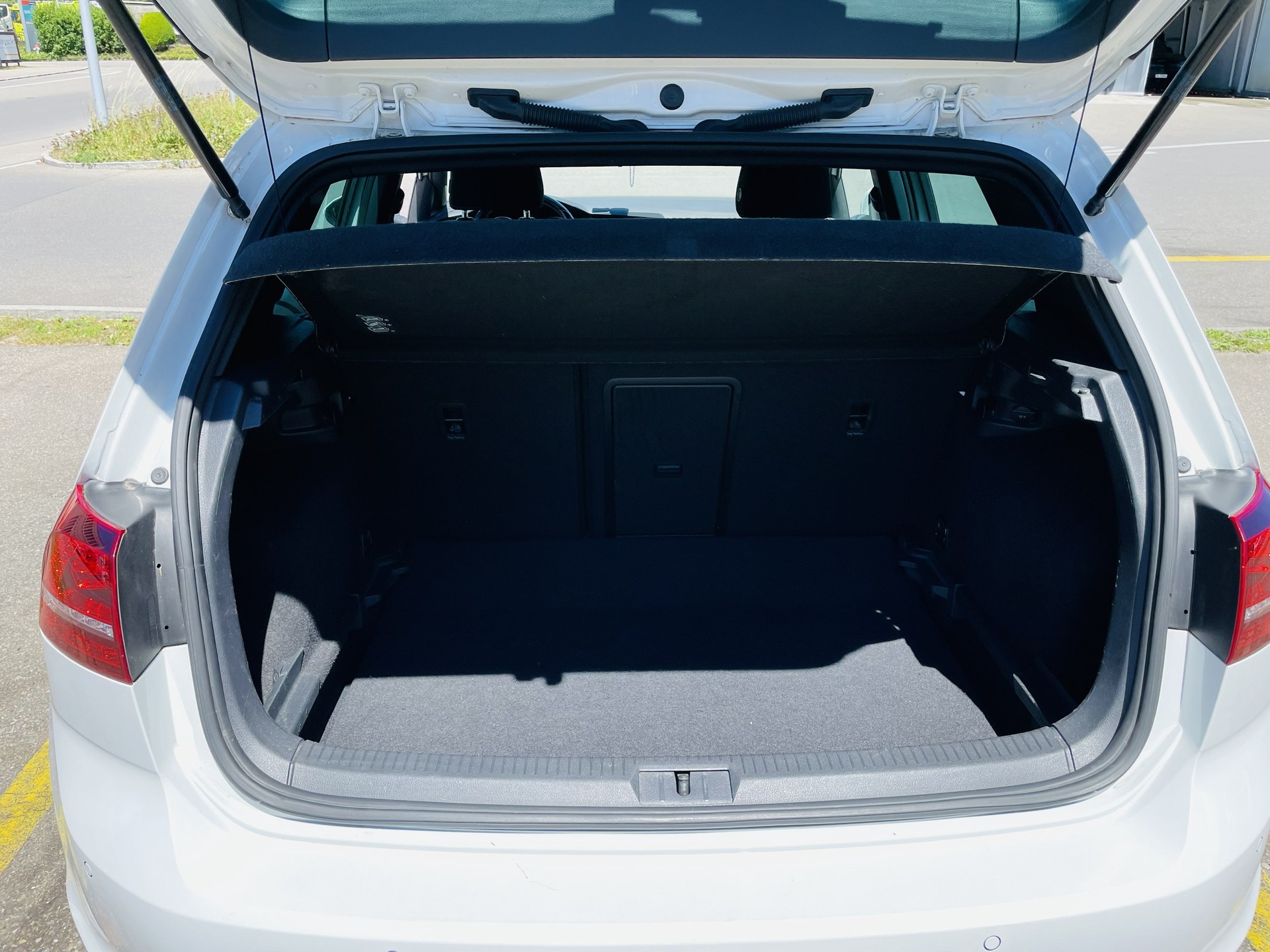 VW Golf 1.2 TSI | R-Line | DSG-image-13
