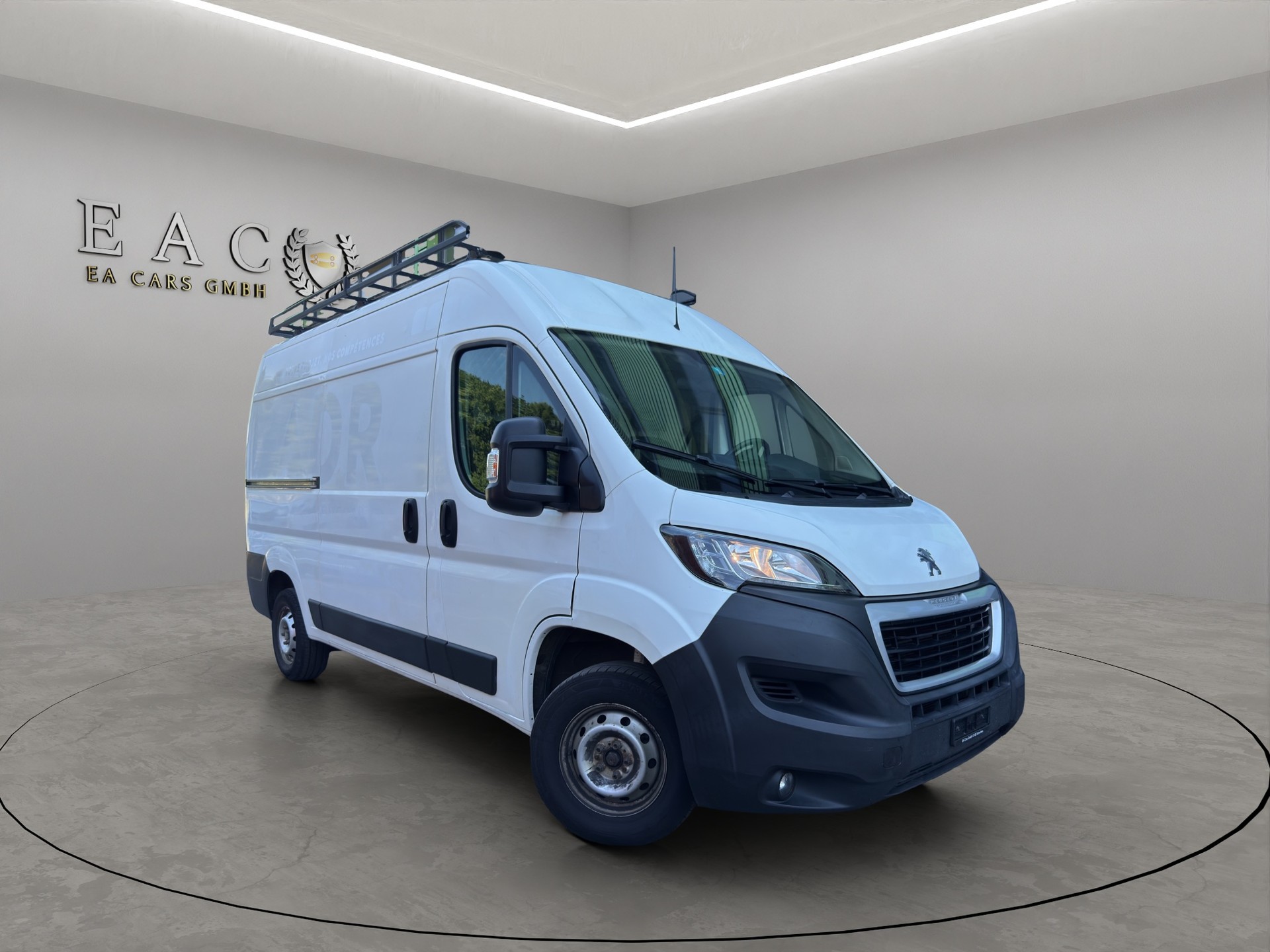 PEUGEOT Boxer 2.0 HDI 333 Allure L2H2-image-6