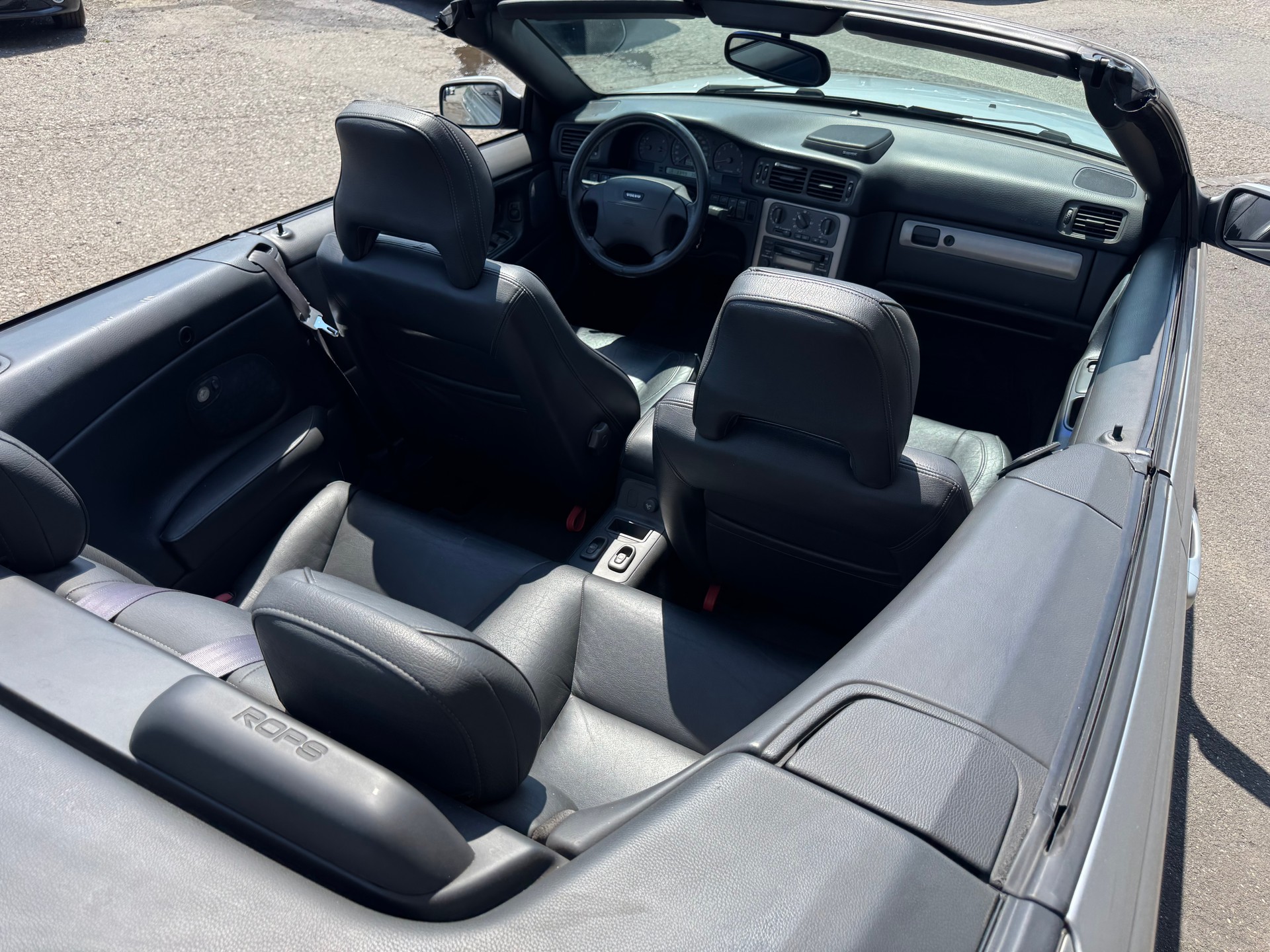 VOLVO C70 Cabriolet T5-image-13