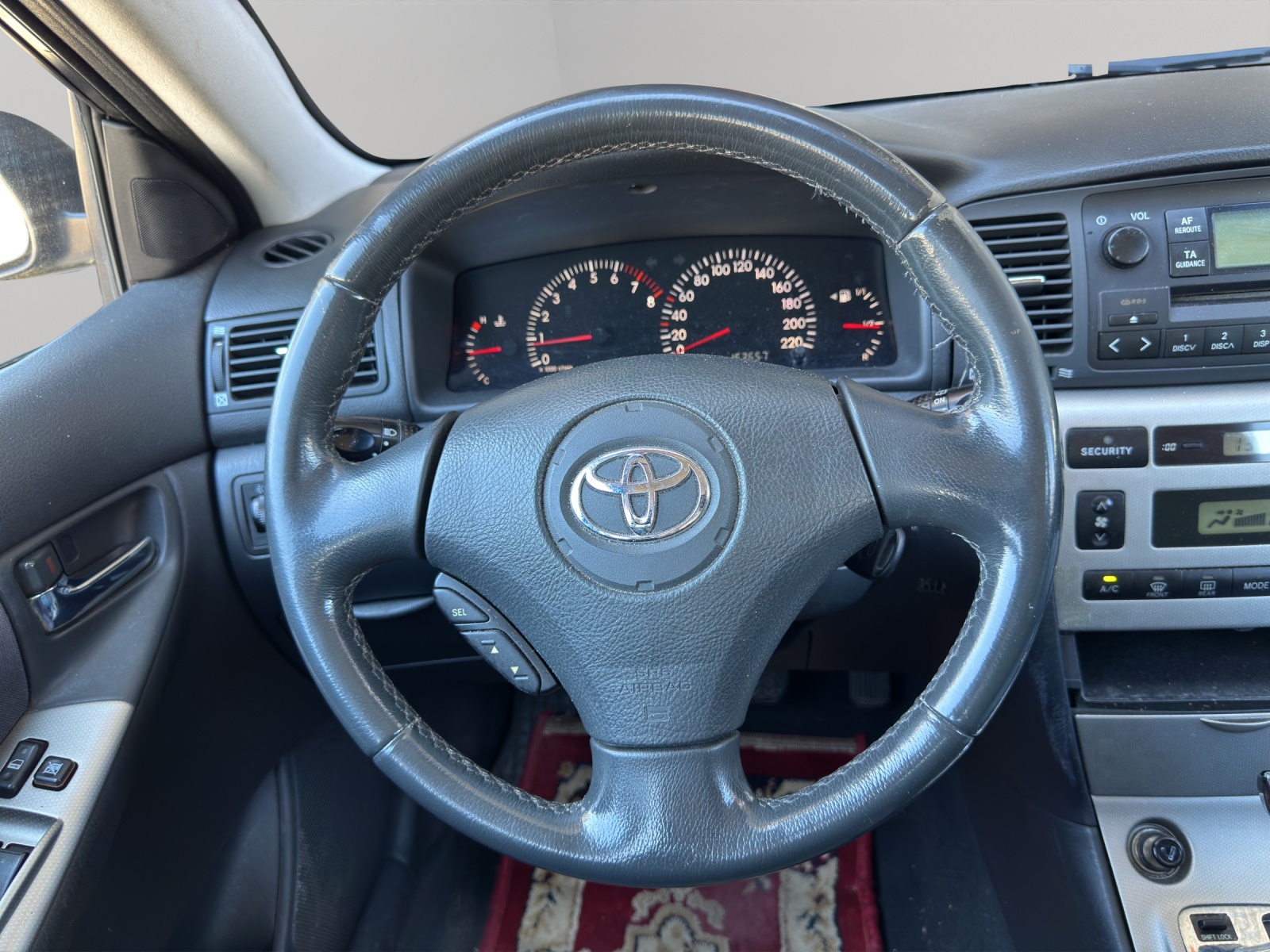 TOYOTA Corolla 1.6 Linea Sol-image-17