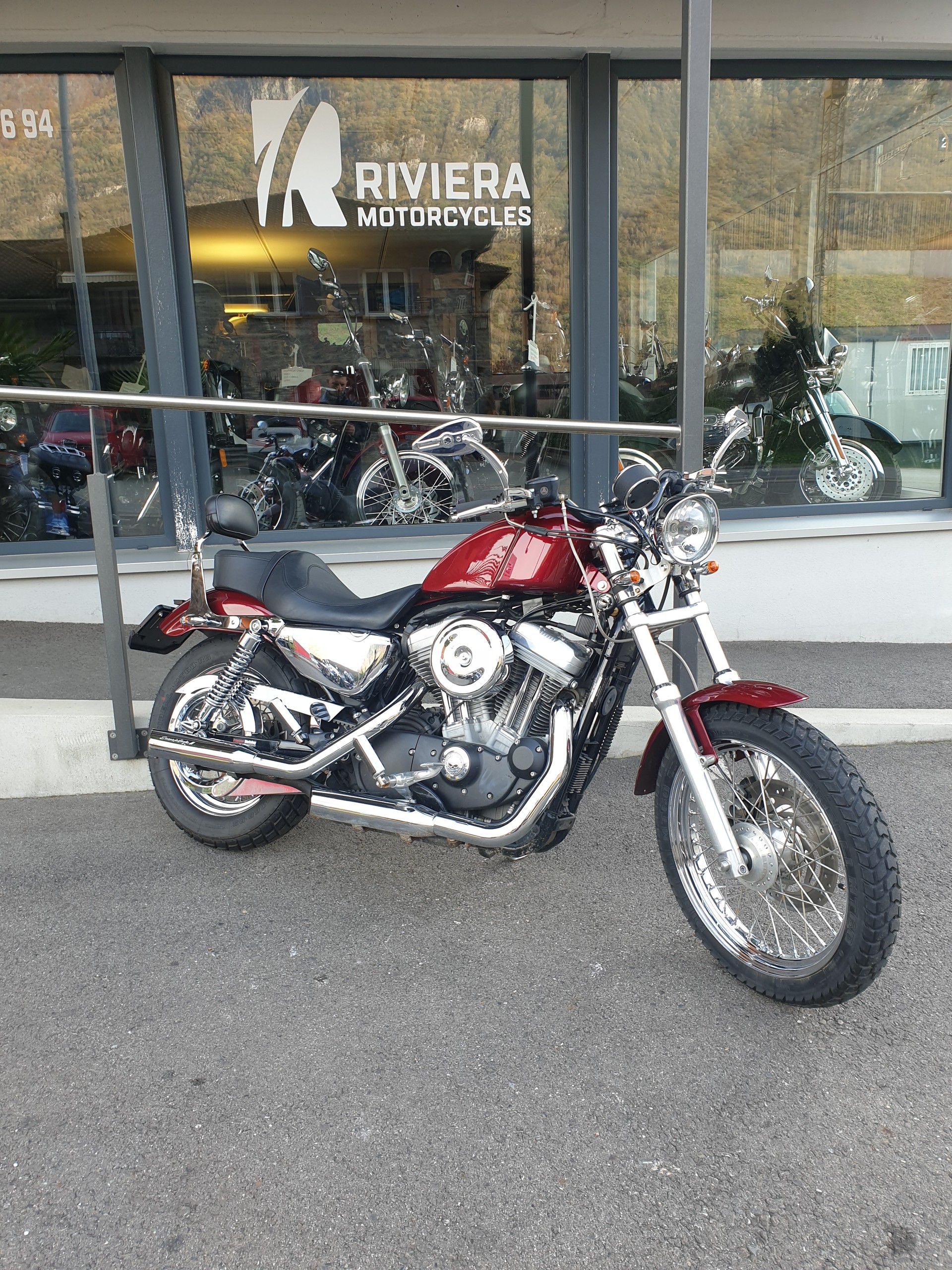 HARLEY-DAVIDSON XL 883 C Sportster Custom-image-1