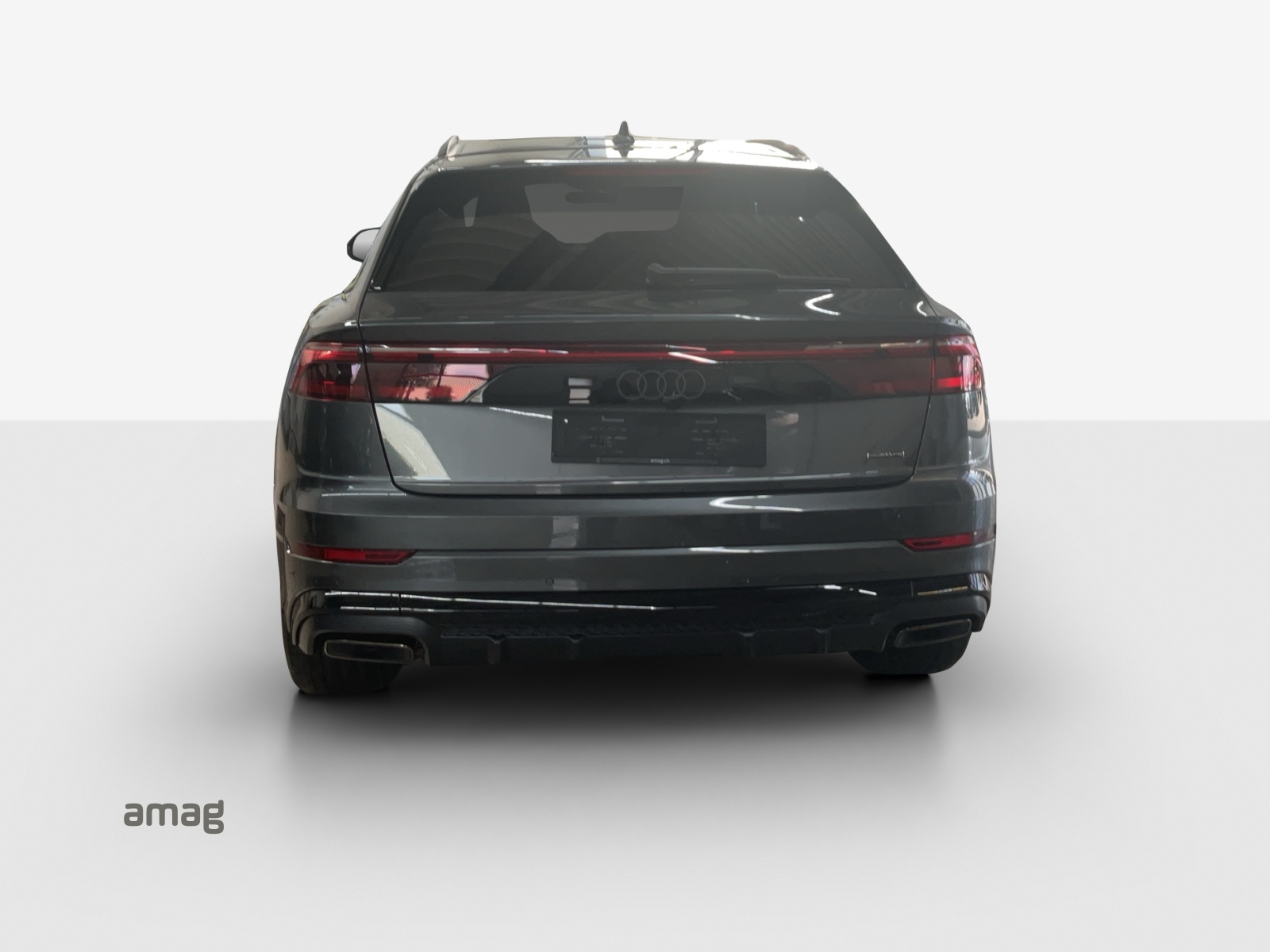 AUDI Q8 SUV TFSI e quattro 290 kW Attraction tiptronic-image-3