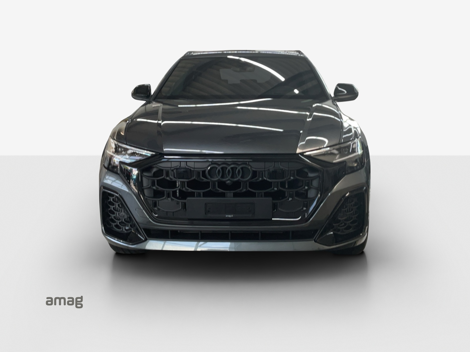 AUDI Q8 SUV TFSI e quattro 290 kW Attraction tiptronic-image-6