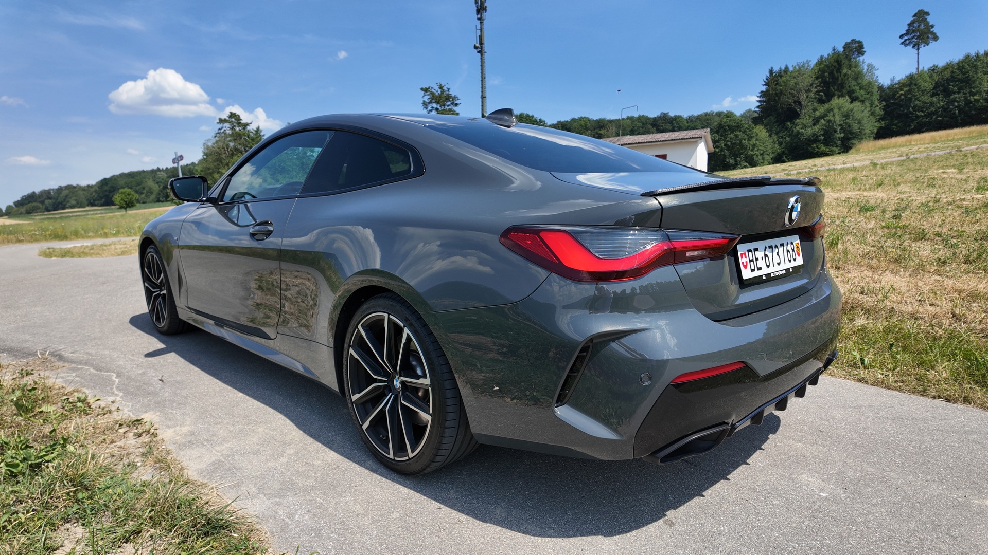 BMW M440i xDrive-image-2