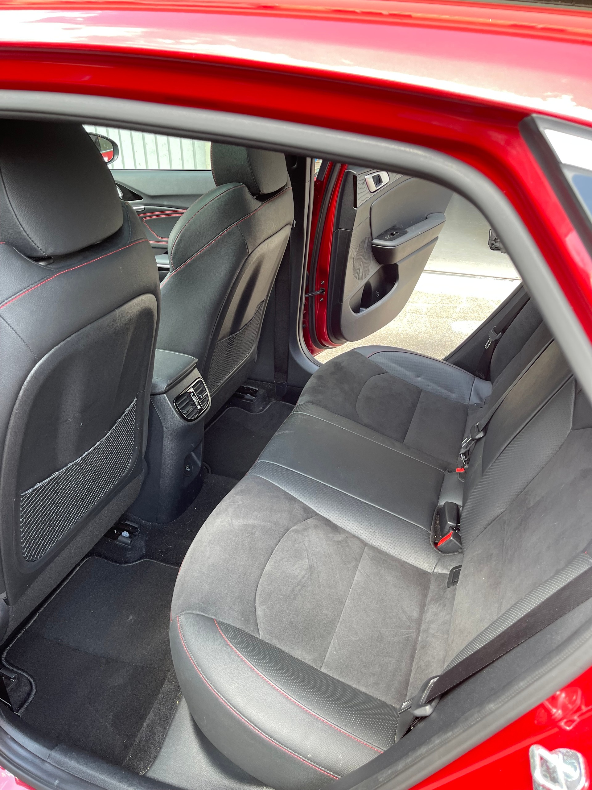 KIA 1.6 T-GDi GT-image-3