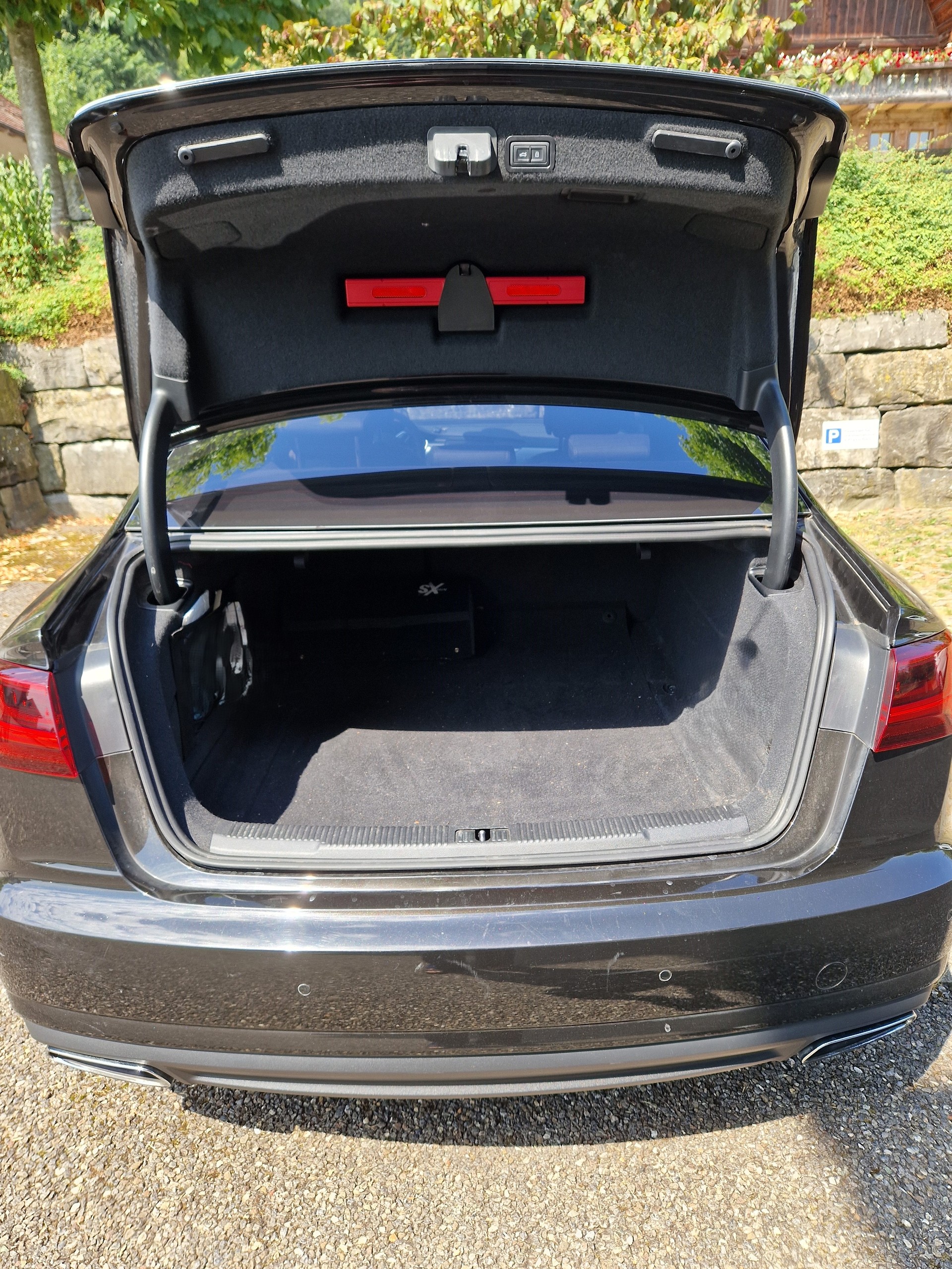 AUDI 3.0 V6 TDI 272 quattro S-Tr.-image-3