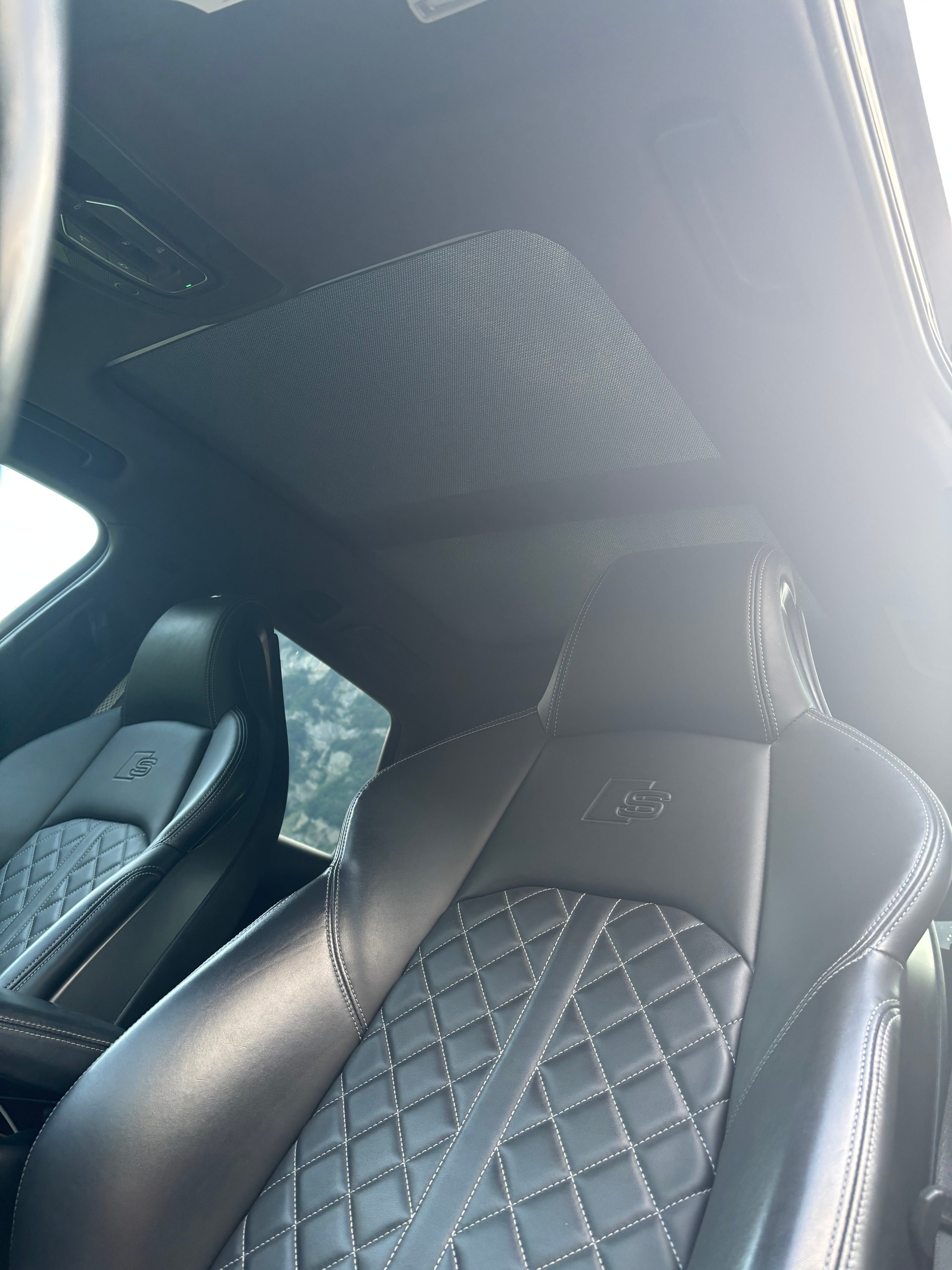 AUDI 3.0 V6 TFSI quattro S-Tronic-image-15