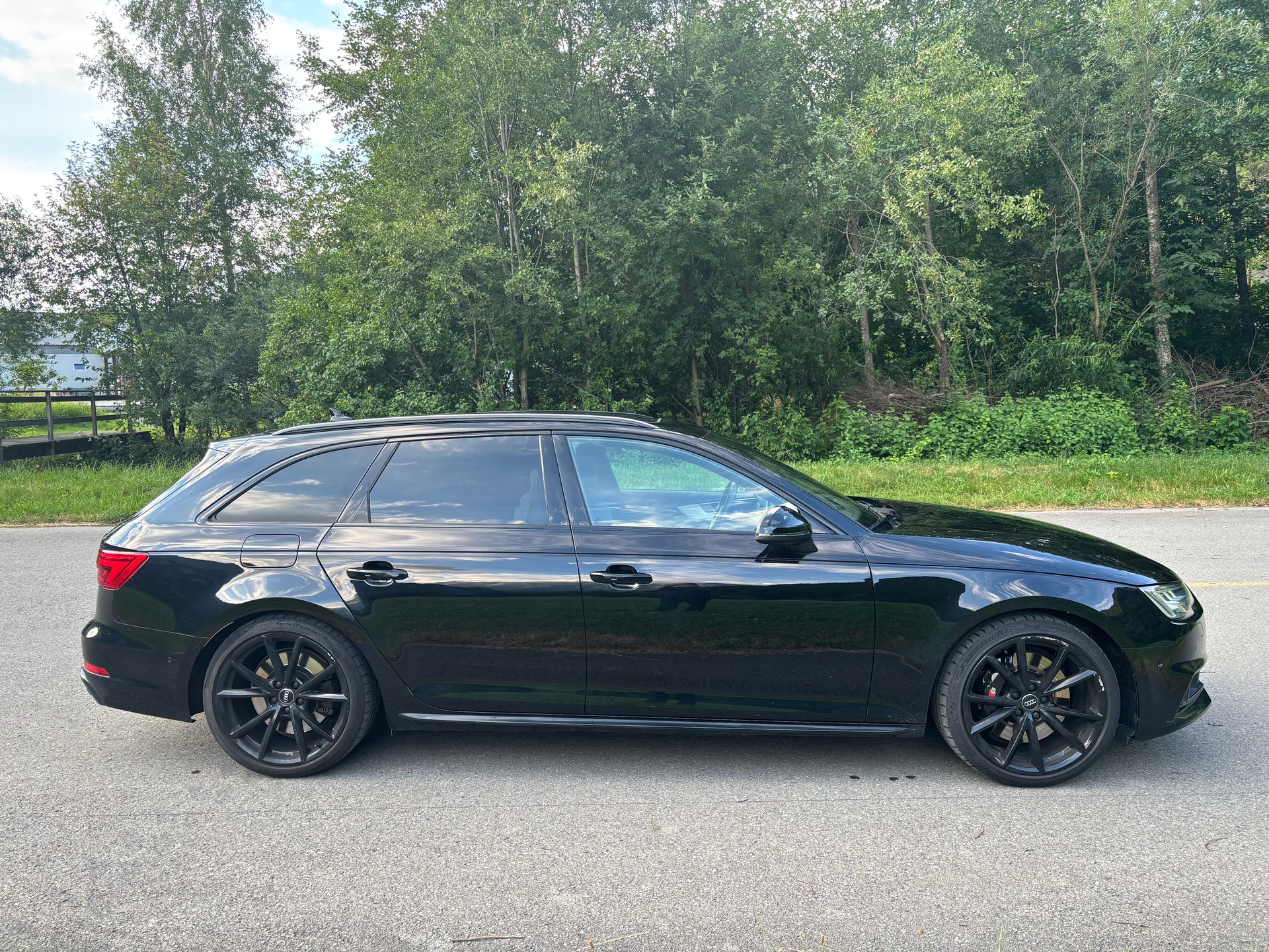 AUDI 3.0 V6 TFSI quattro S-Tronic-image-3