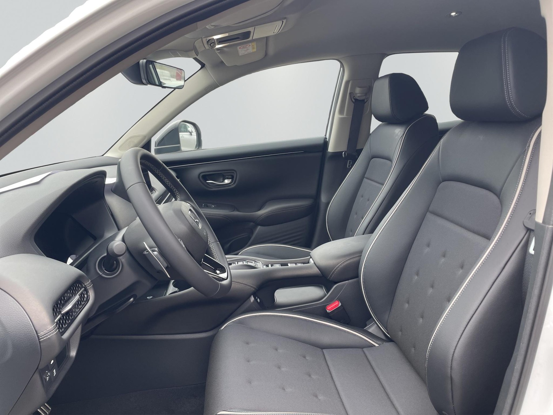 HONDA ZR-V 2.0 i-MMD Sport-image-9