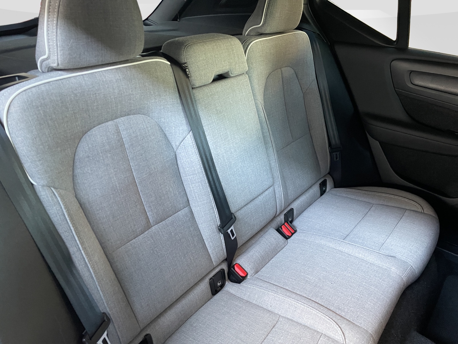 VOLVO XC40 P8 Twin Ultimate AWD-image-9
