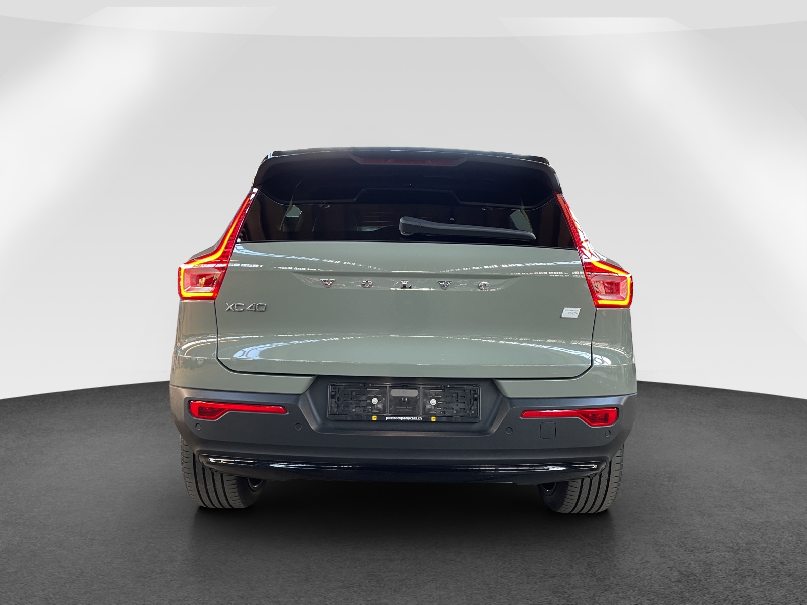 VOLVO XC40 P8 Twin Ultimate AWD-image-4