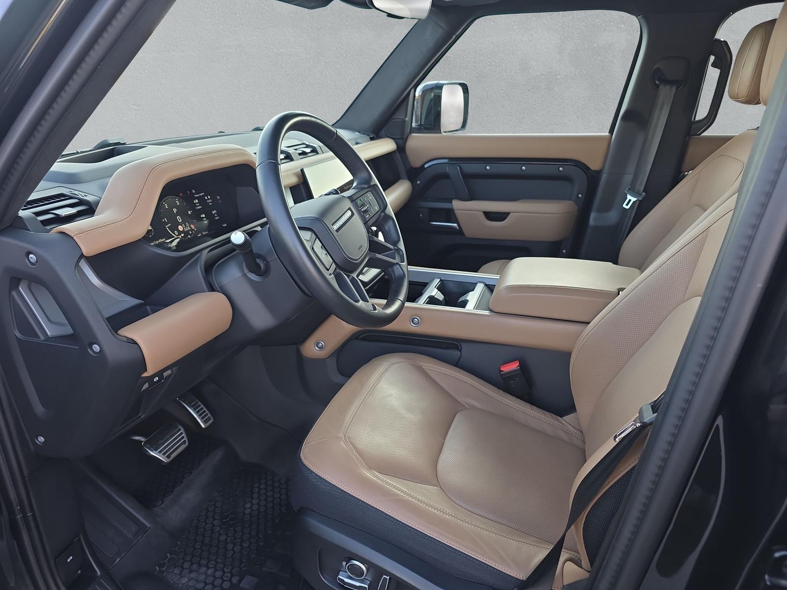 LAND ROVER Defender 130 3.0 D I6 300 X-Dynamic HSE (CH) AHK 3.0T-image-10