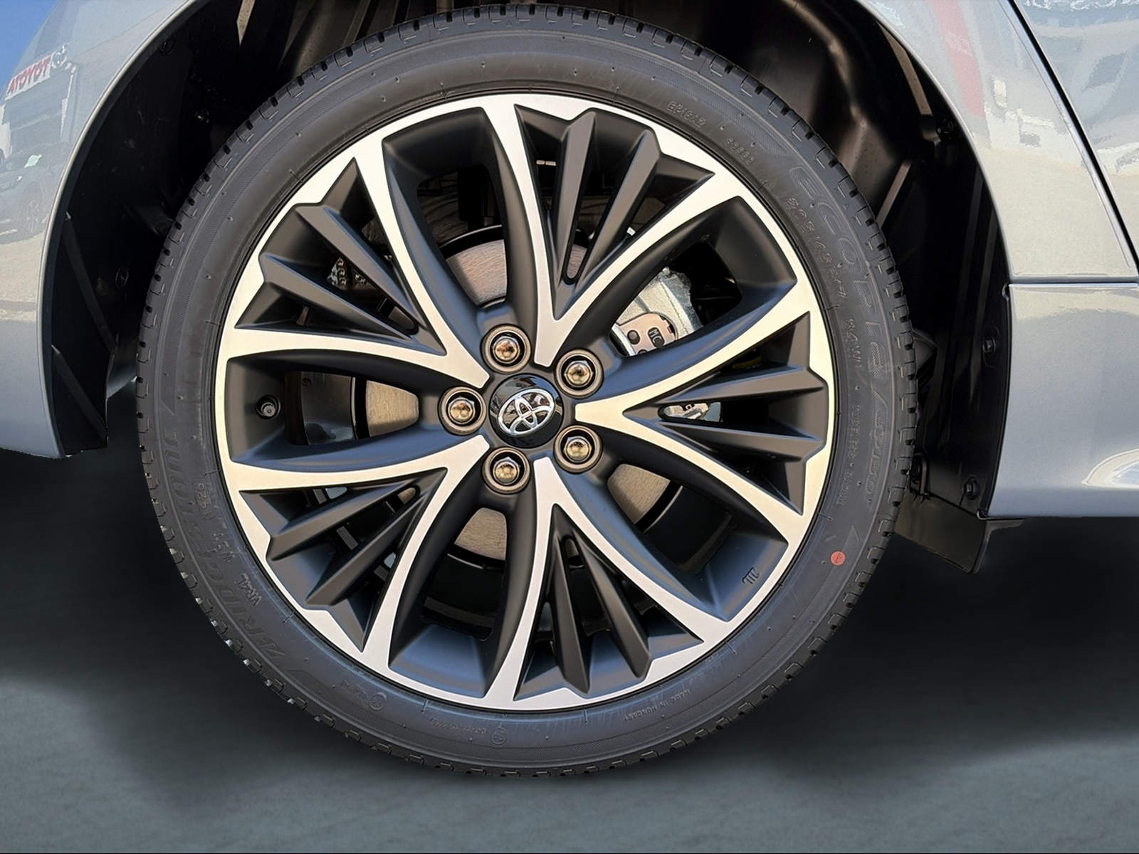 TOYOTA Yaris 1.5 Trend e-CVT-image-6