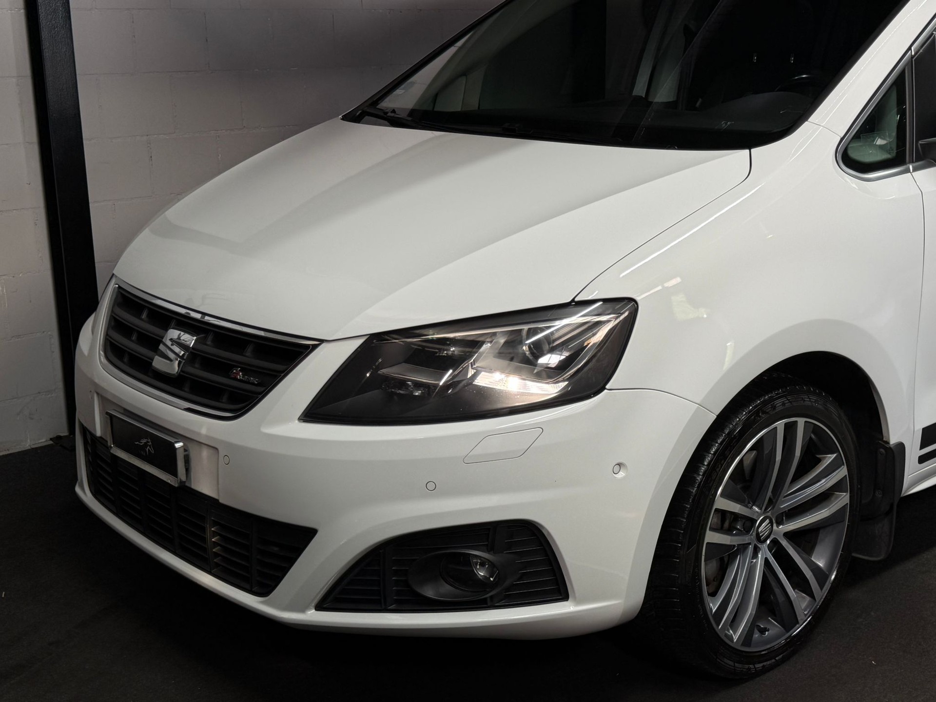 SEAT Alhambra 2.0 TDI FR Line 4Drive-image-10