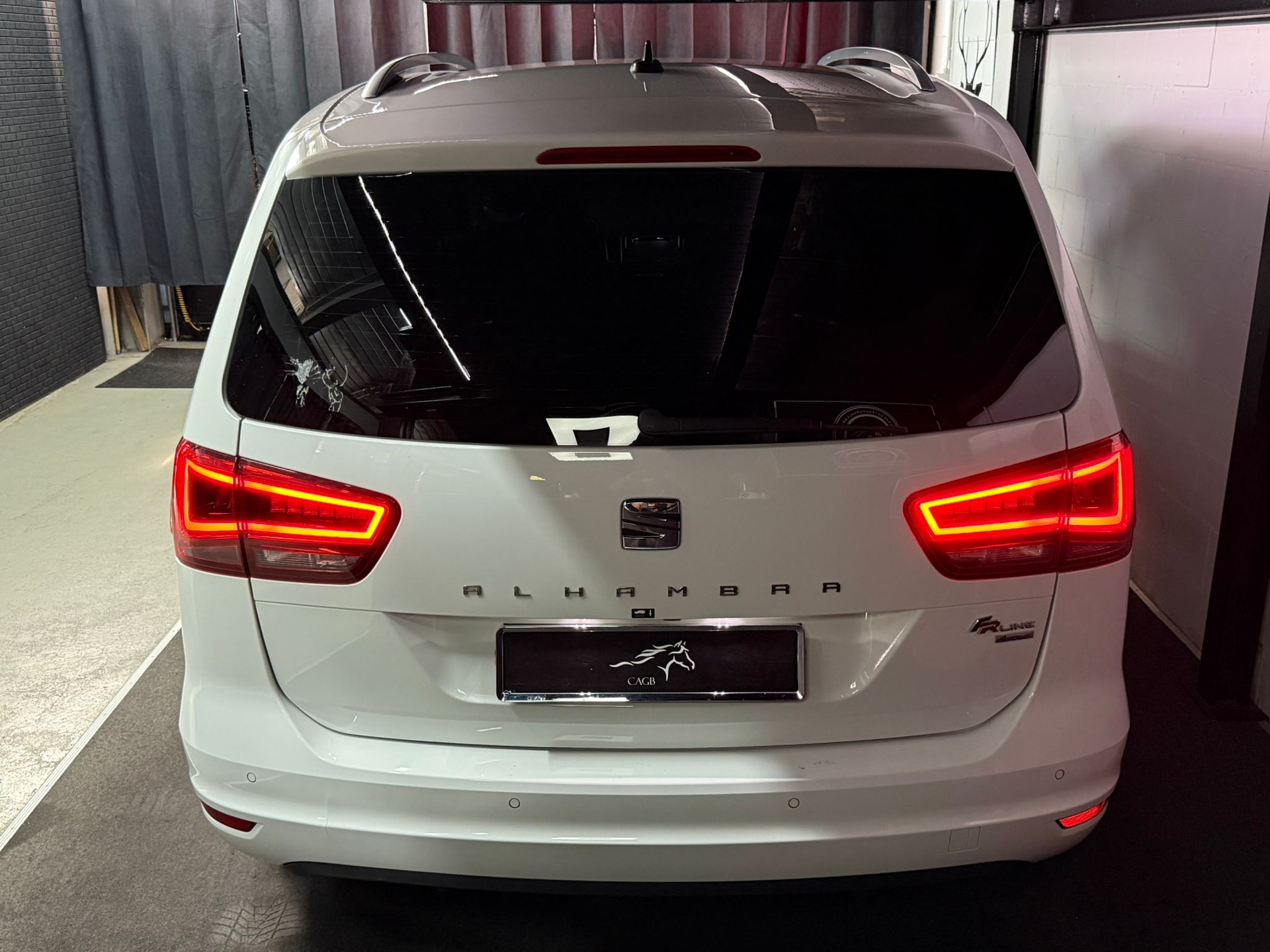 SEAT Alhambra 2.0 TDI FR Line 4Drive-image-7