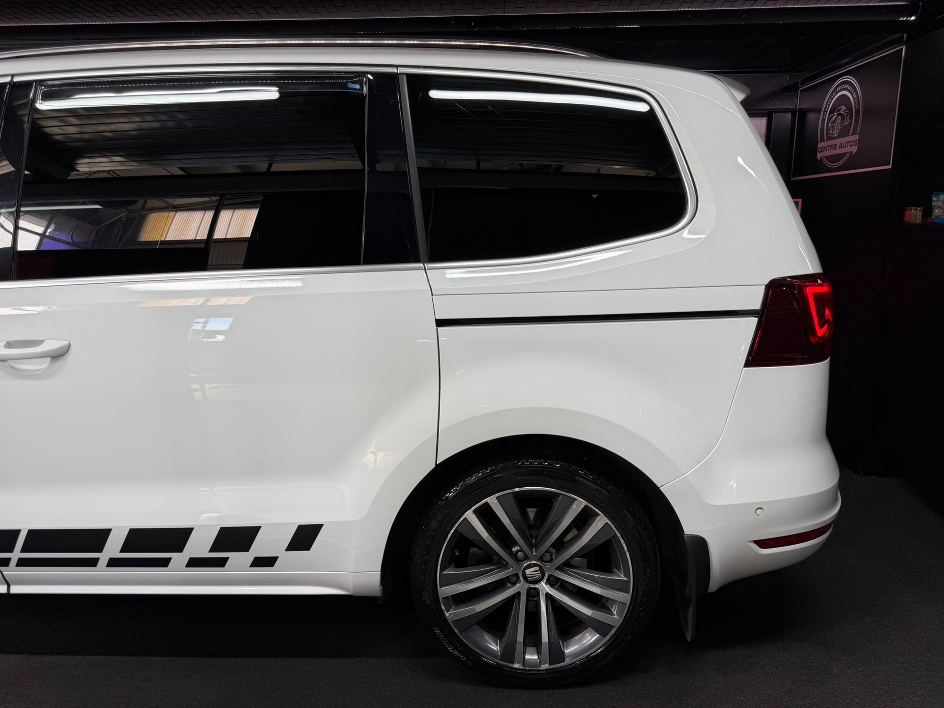 SEAT Alhambra 2.0 TDI FR Line 4Drive-image-5