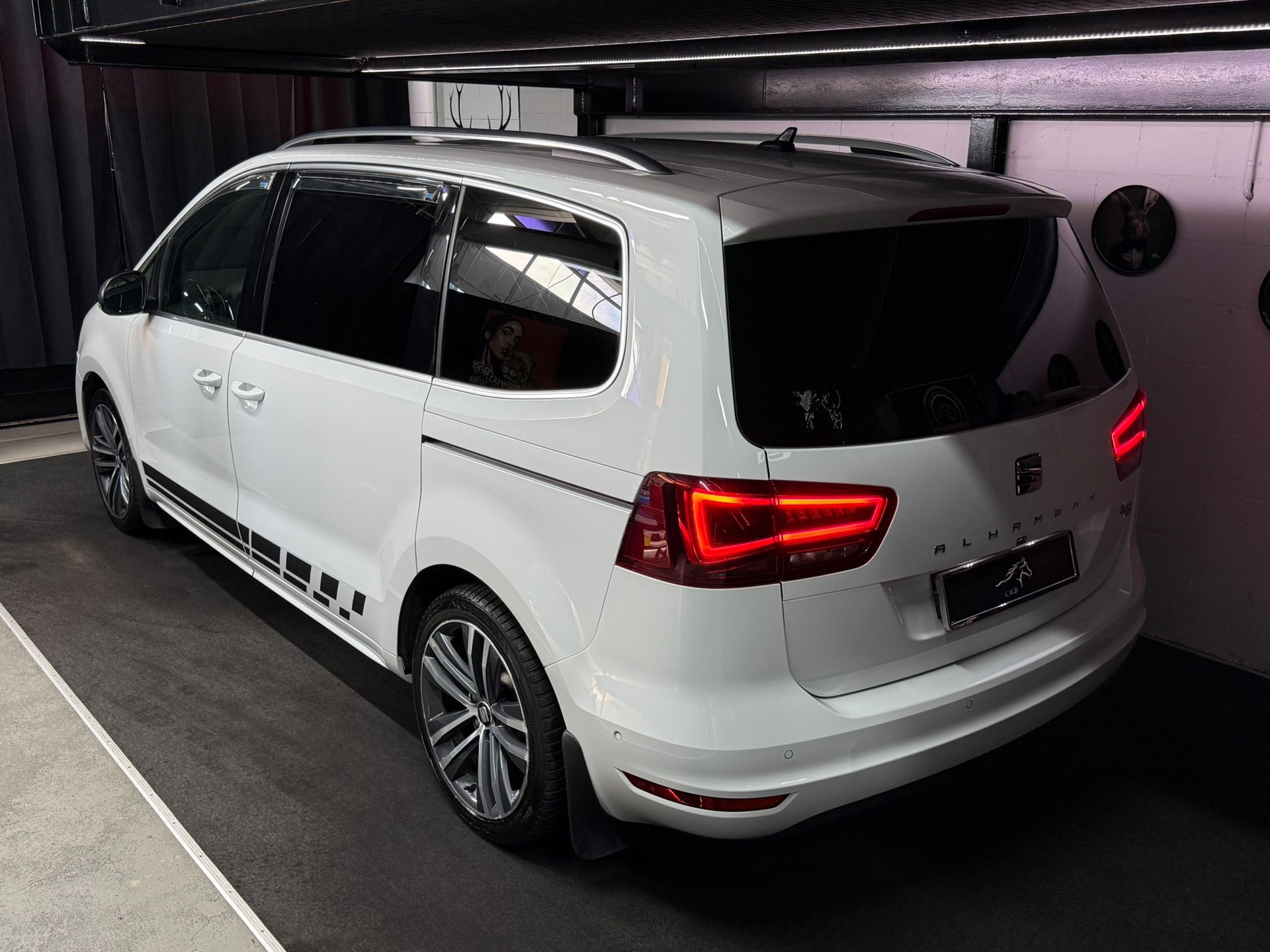 SEAT Alhambra 2.0 TDI FR Line 4Drive-image-2