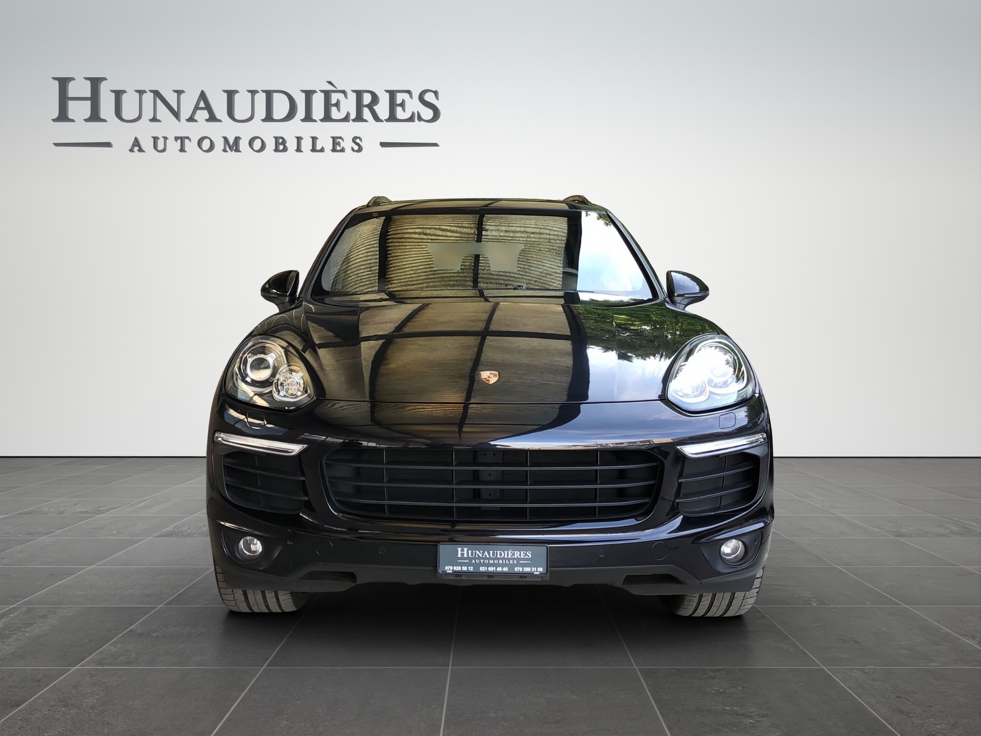 PORSCHE Cayenne-image-14